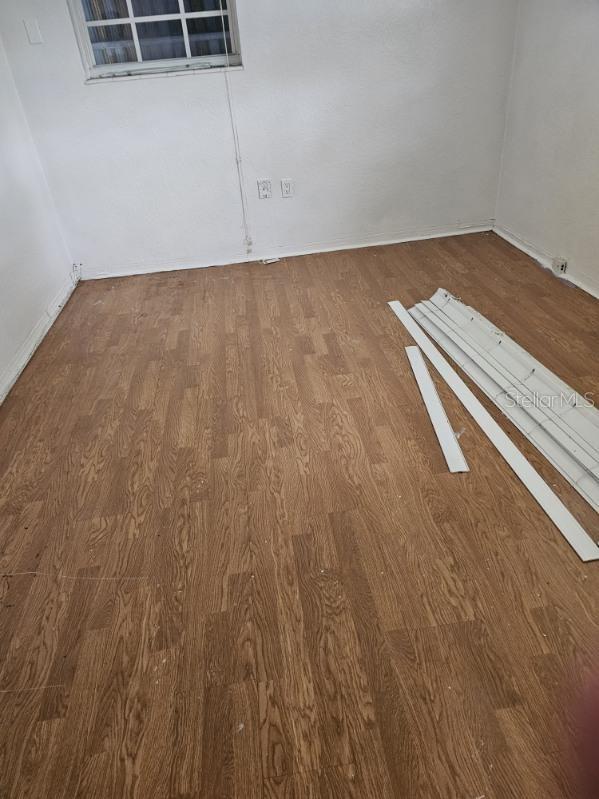 Image 8 of 17 For 1621 78th Way