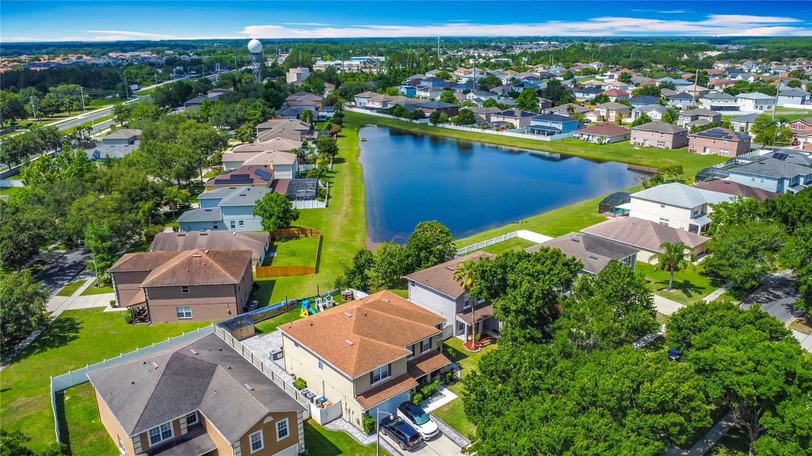 Image 4 of 60 For 3234 Amberley Park Circle