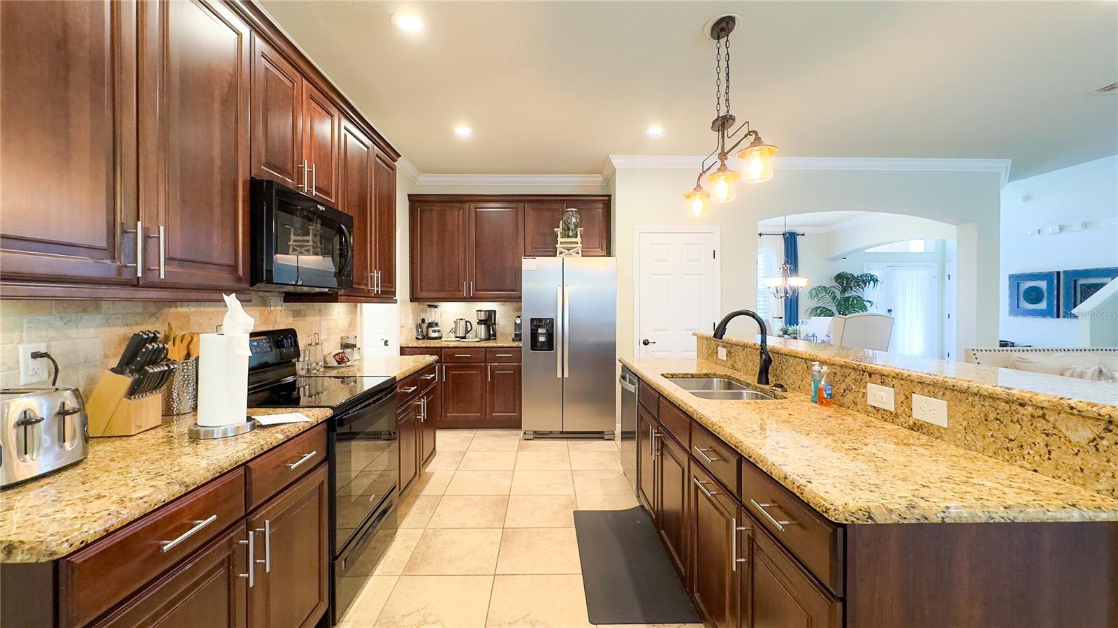 Image 10 of 69 For 206 Yellow Snapdragon Drive