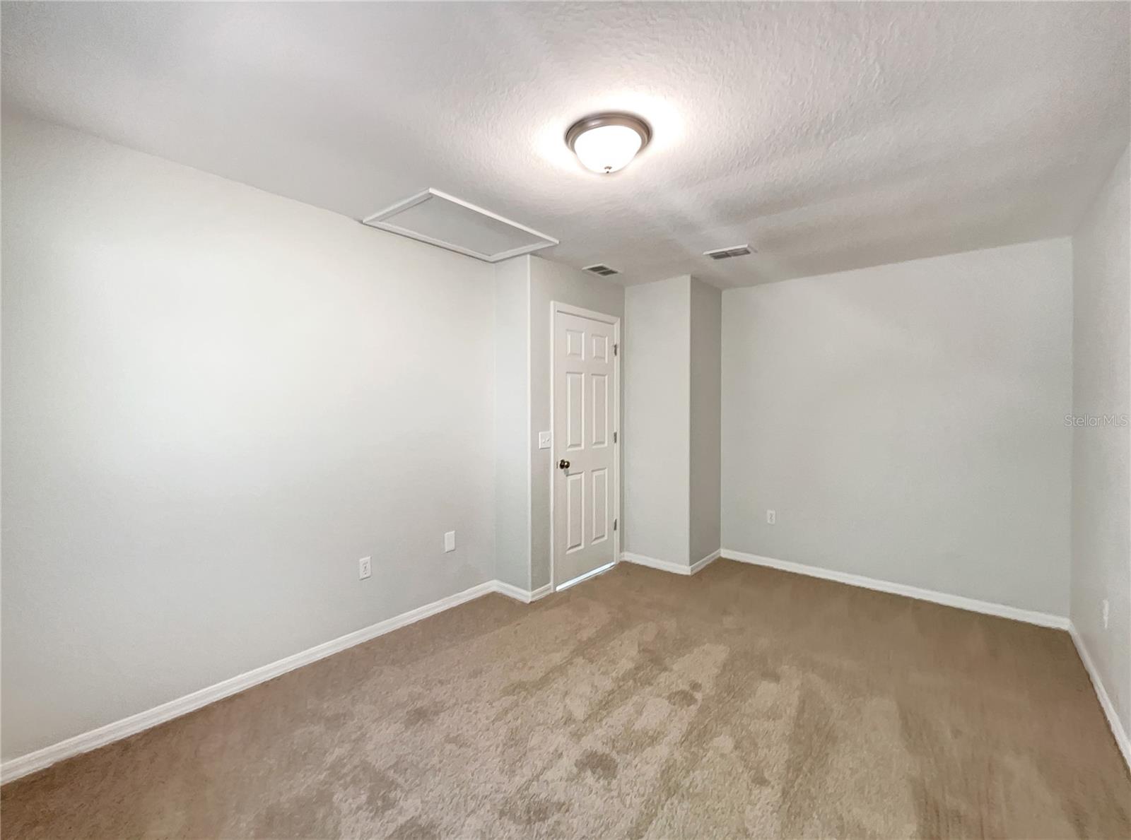 Image 11 of 22 For 10350 62nd Terrace Road
