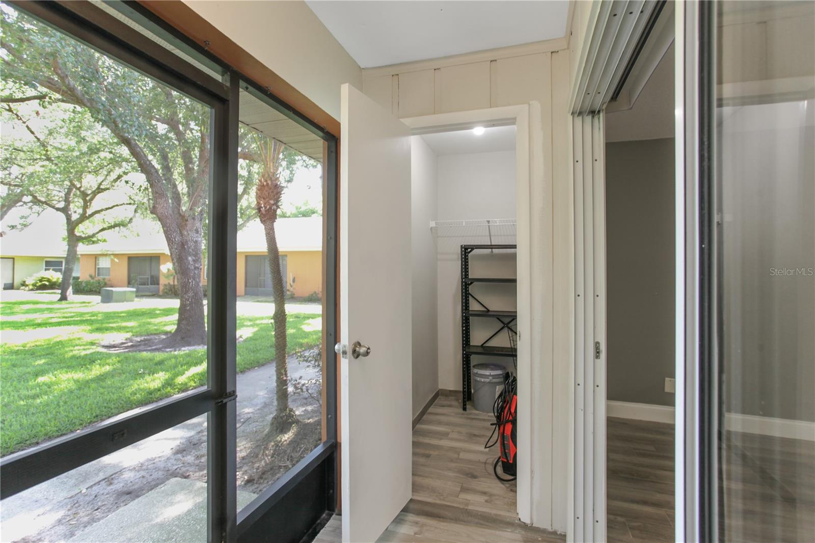 Image 14 of 28 For 4878 Tangerine Avenue 4878