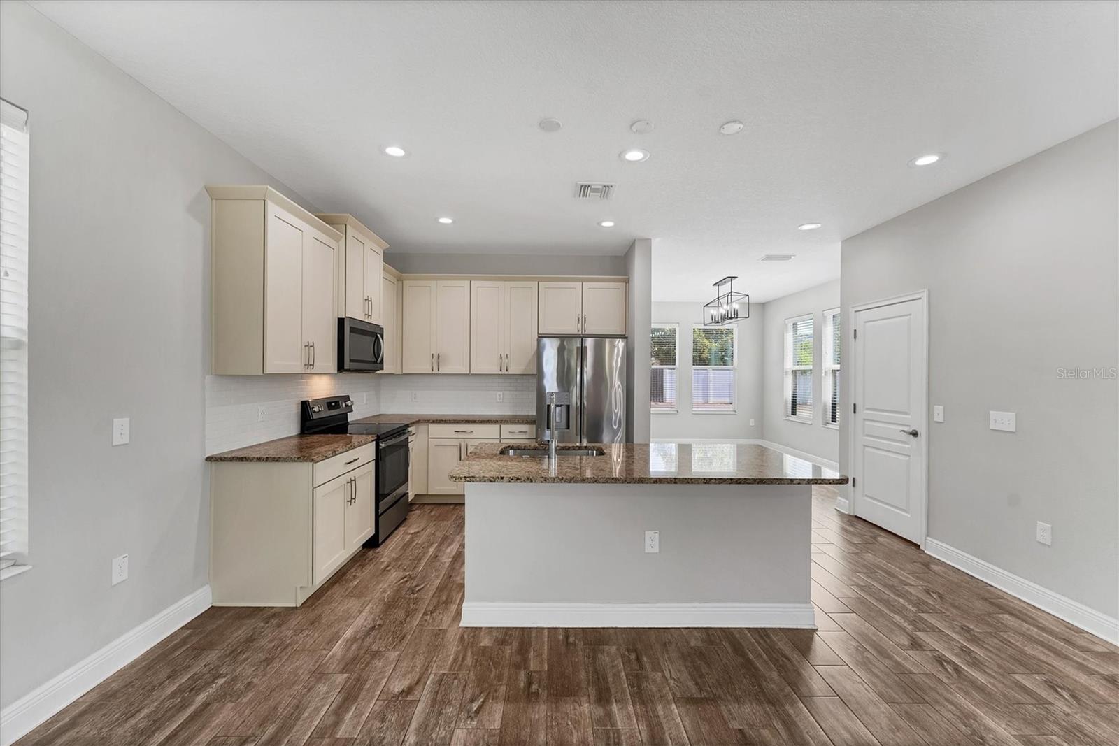 Image 11 of 45 For 3027 Spruce Street