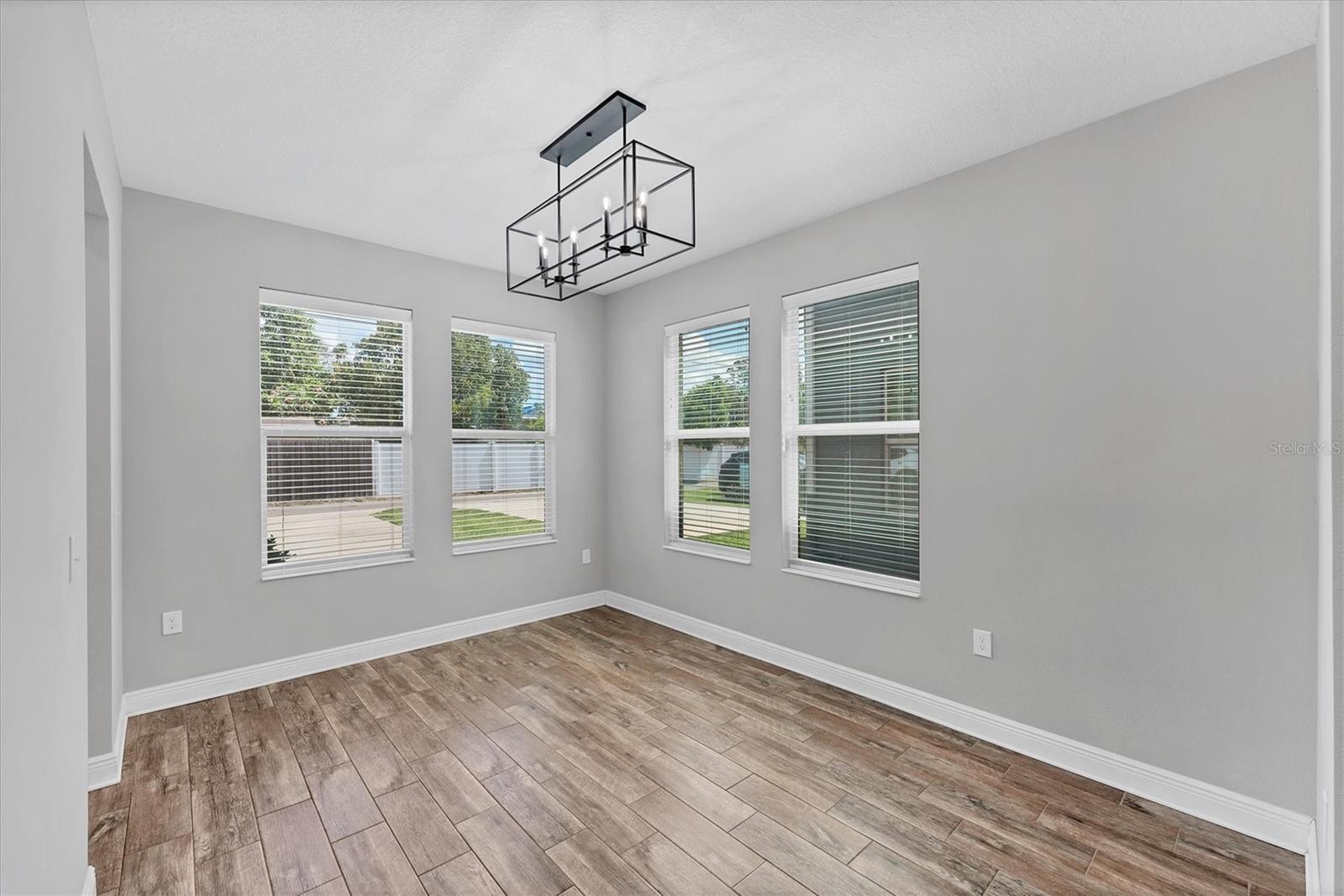 Image 17 of 45 For 3027 Spruce Street