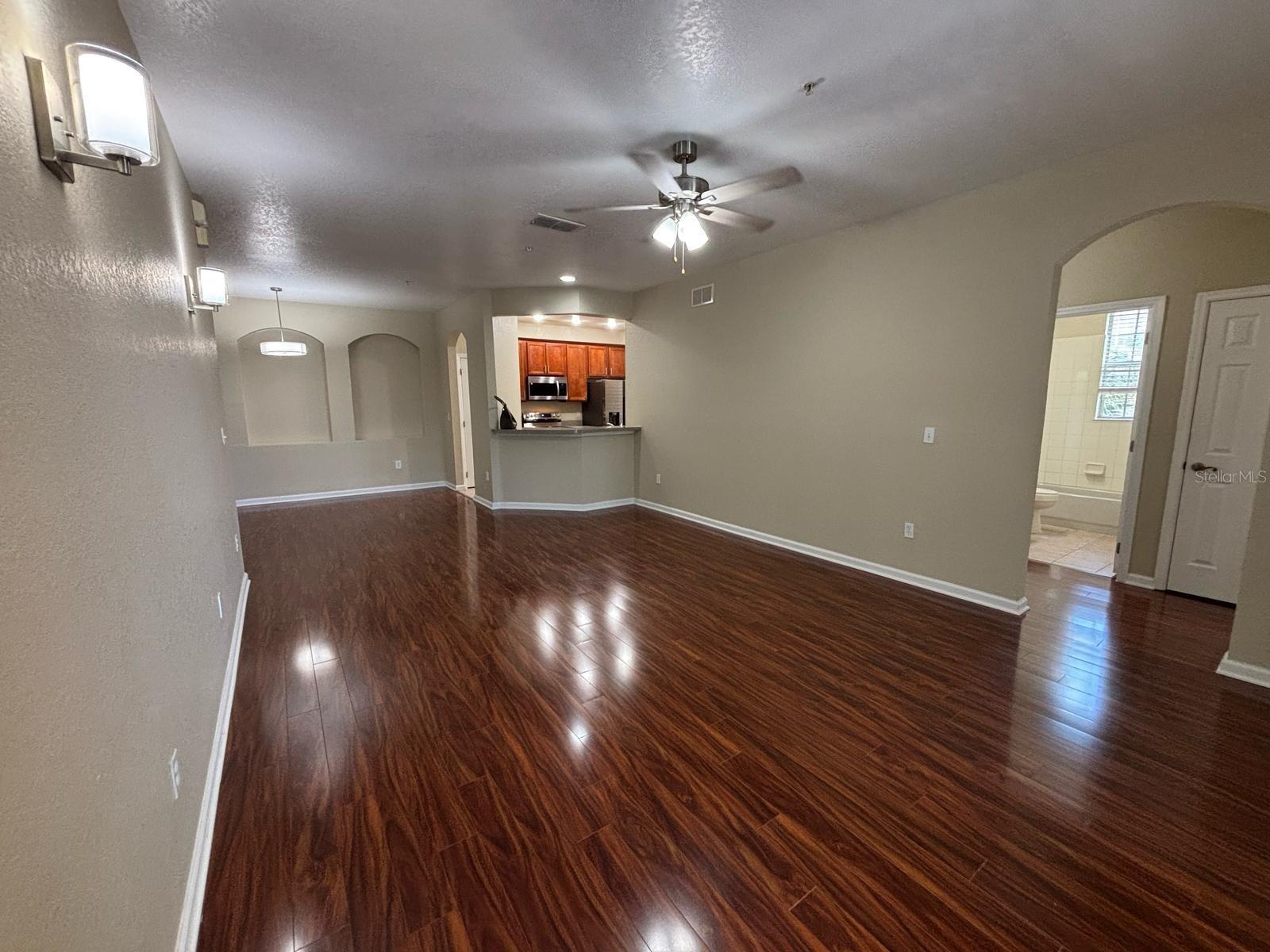 Image 4 of 18 For 3311 Whitestone Circle 207