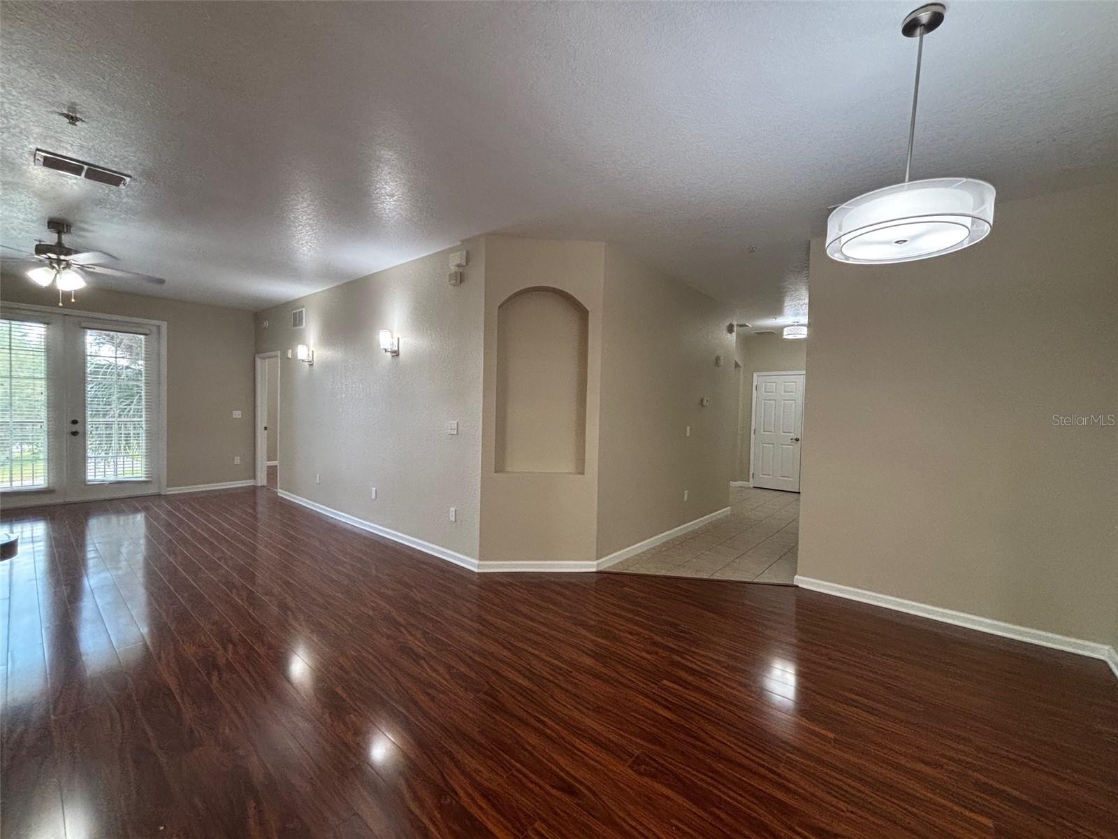 Image 8 of 18 For 3311 Whitestone Circle 207