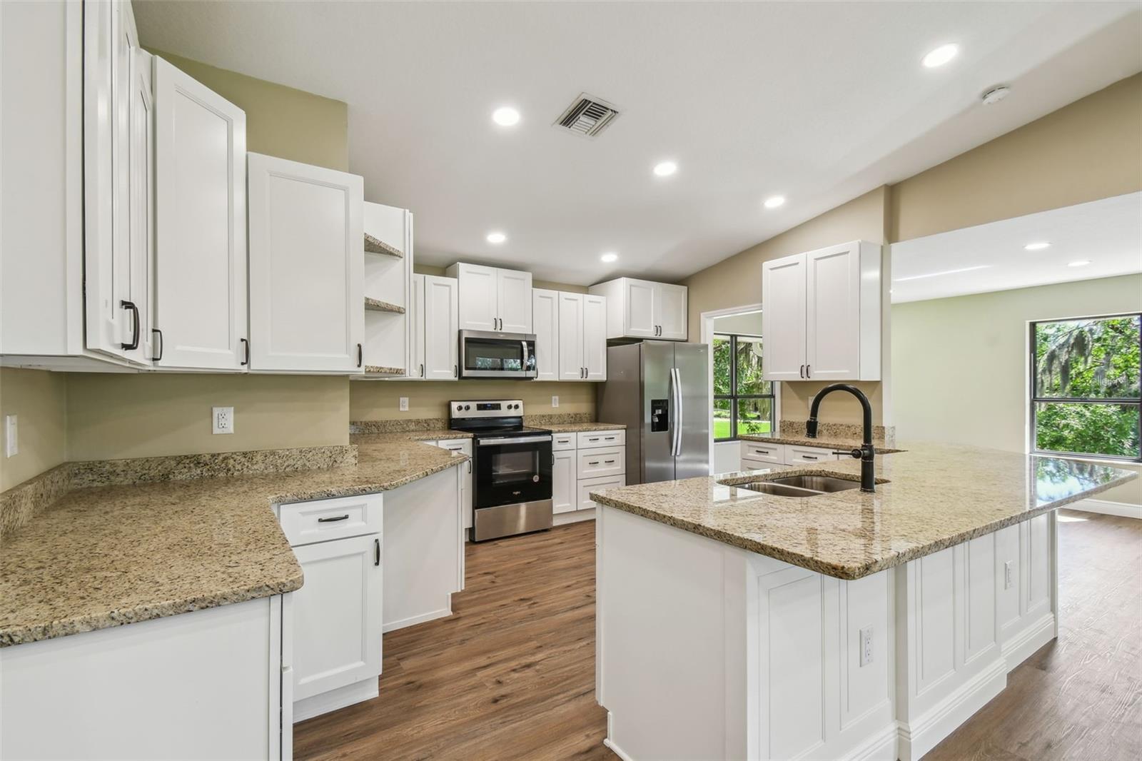 Image 12 of 44 For 33925 Highland Road