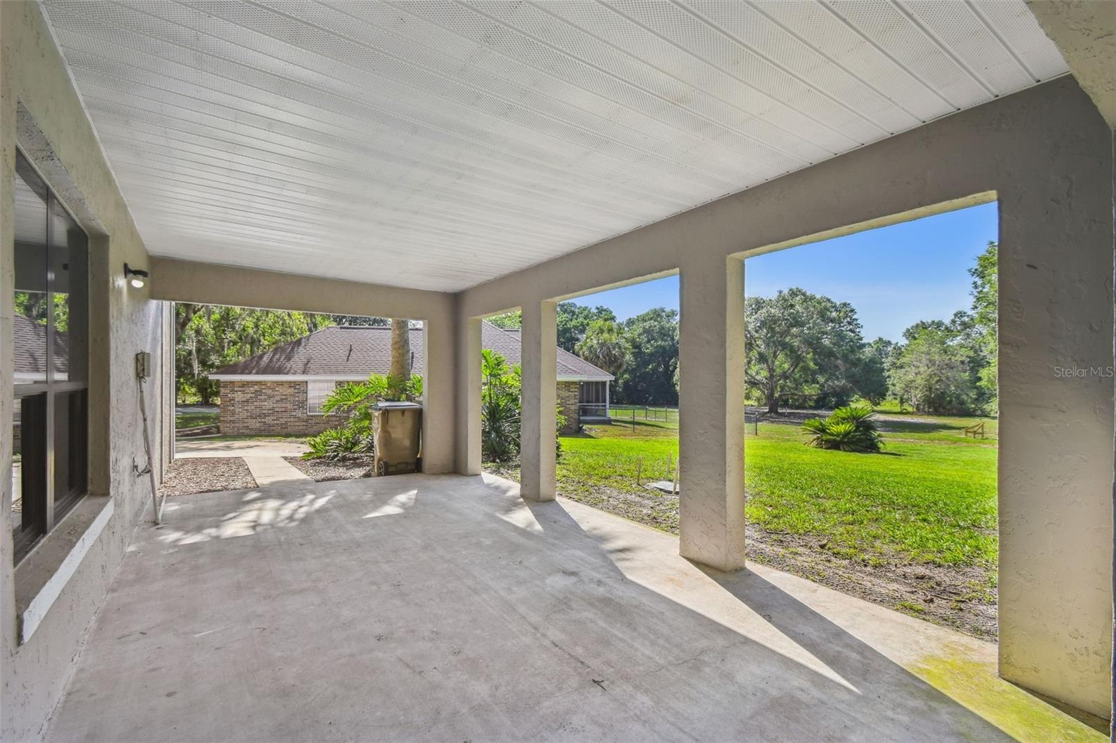 Image 33 of 44 For 33925 Highland Road