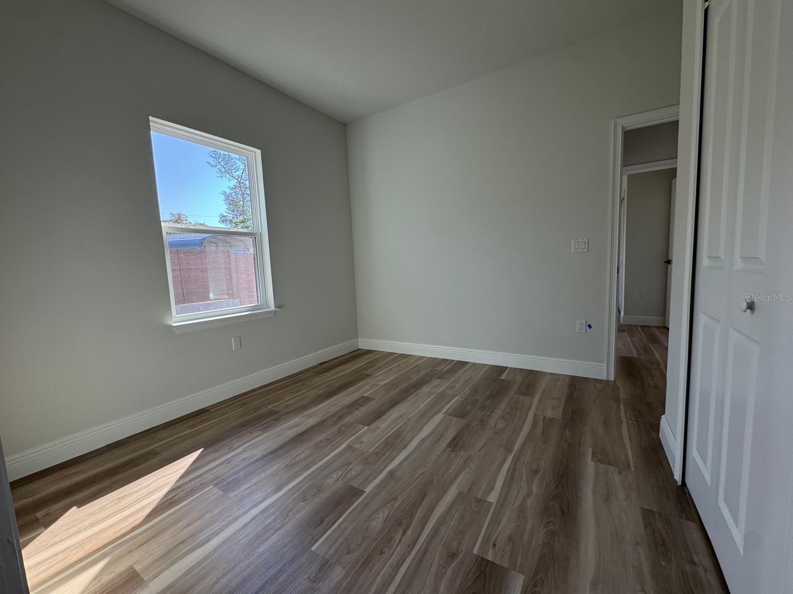 Image 32 of 42 For 16494 54th Court Road