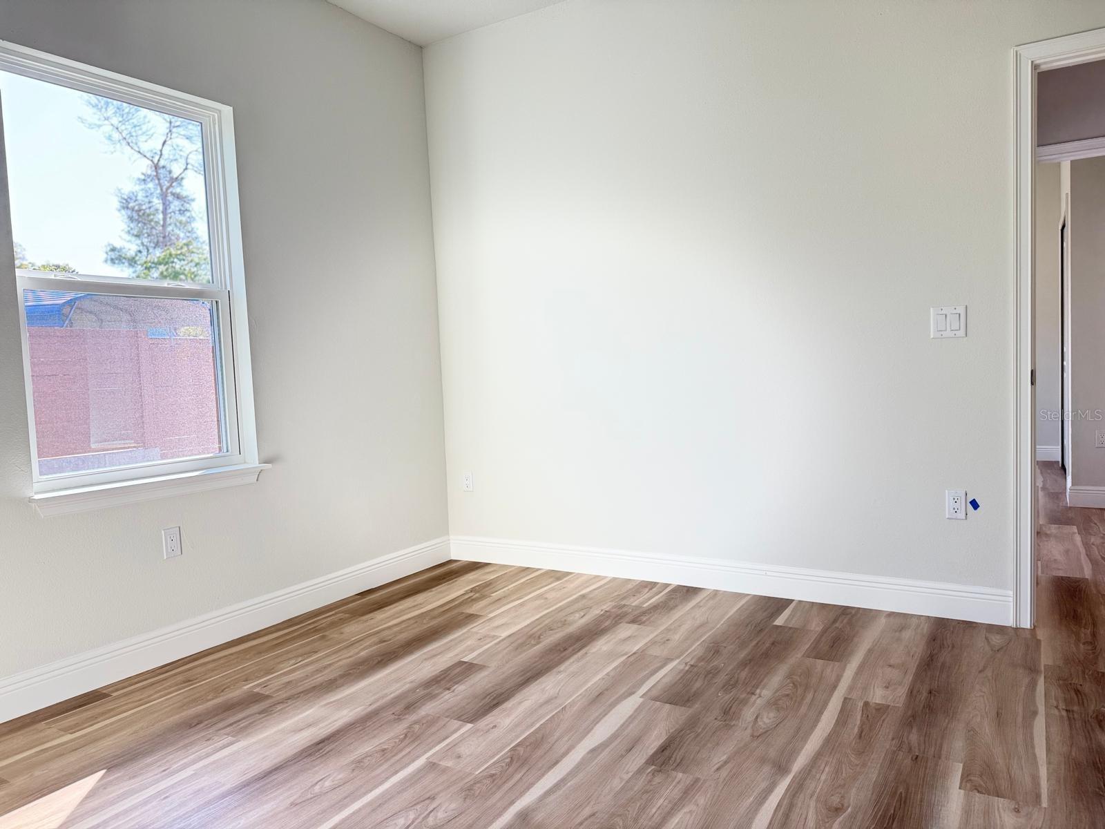 Image 33 of 42 For 16494 54th Court Road