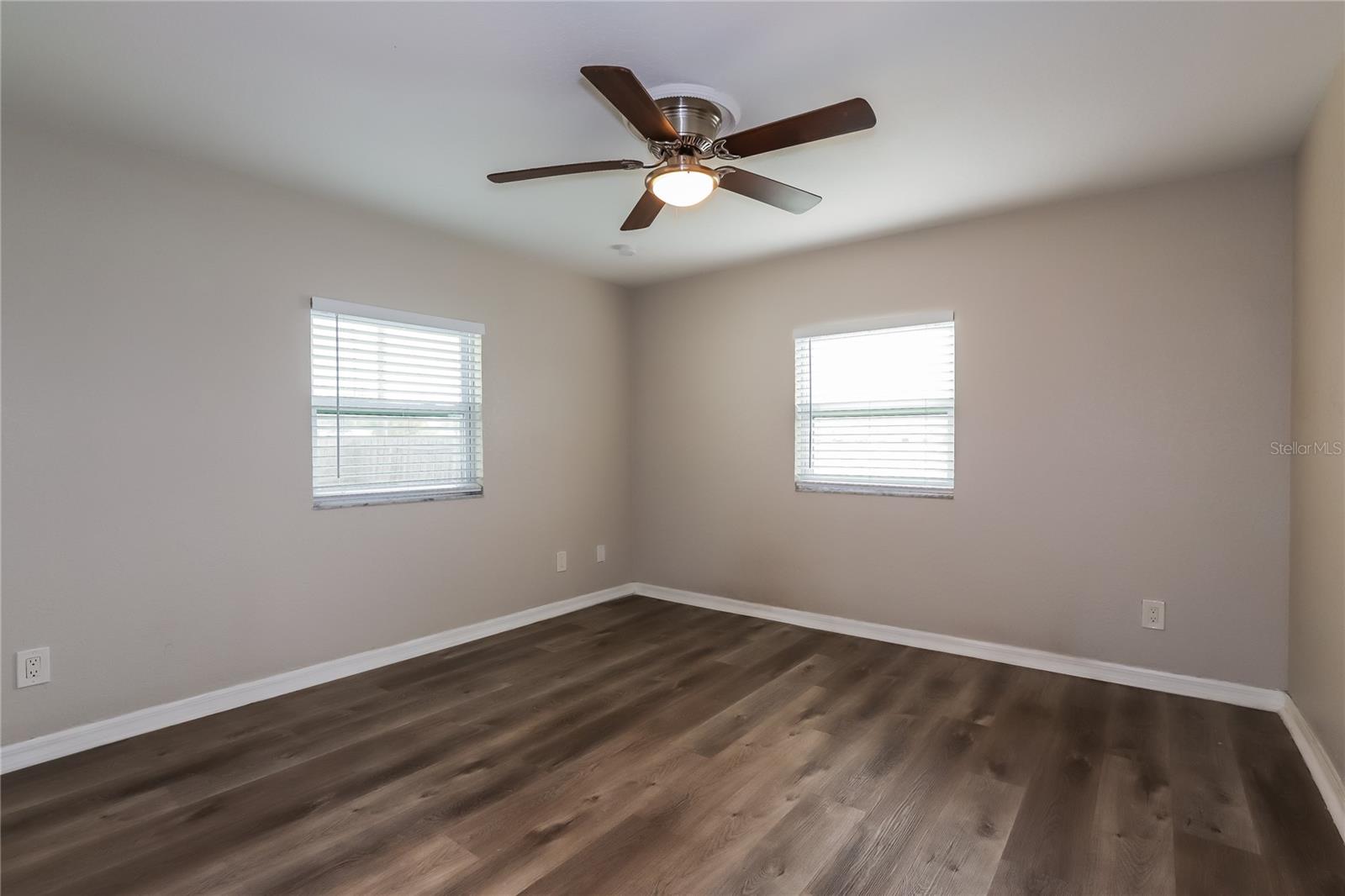 Image 13 of 16 For 4501 52nd Avenue N