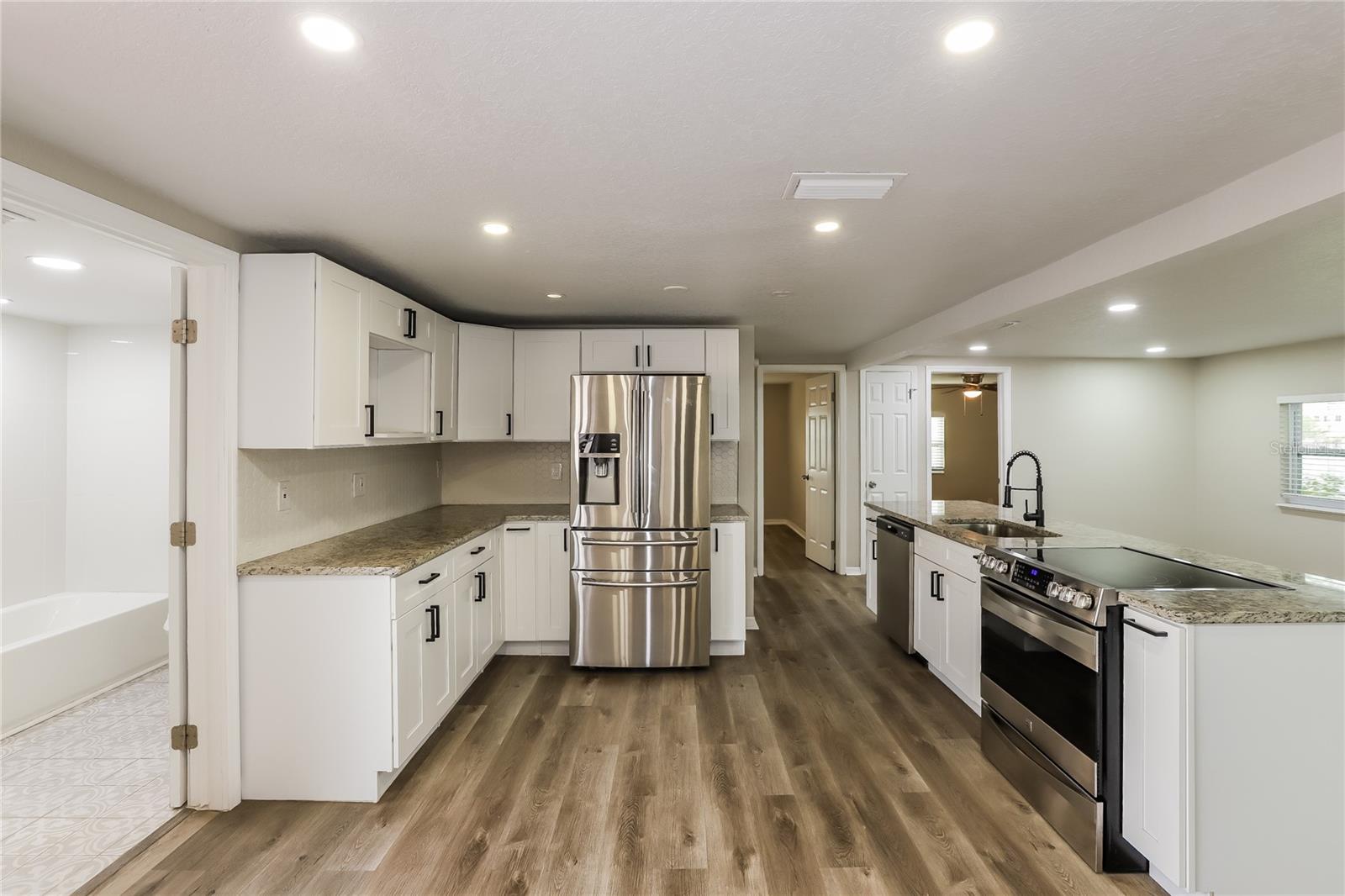 Image 7 of 16 For 4501 52nd Avenue N