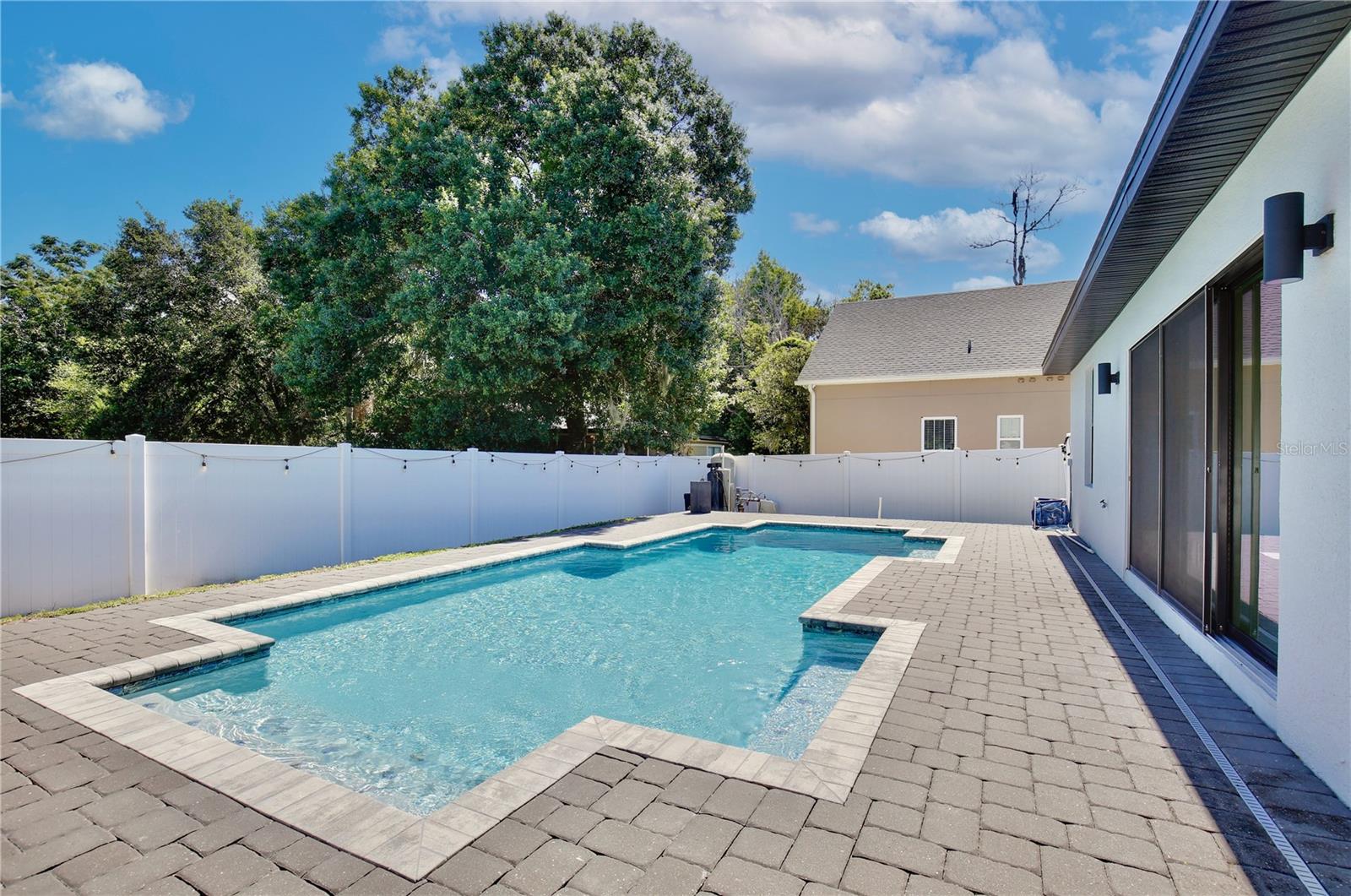 Image 36 of 52 For 934 Jessamy Street