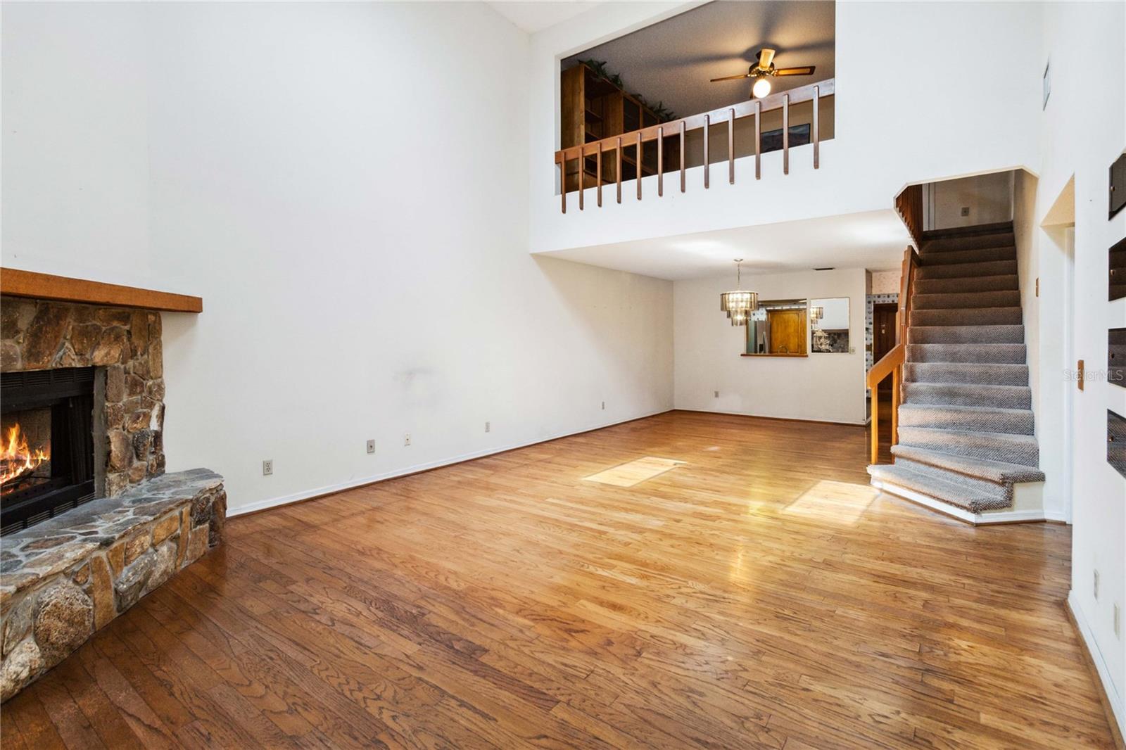 Image 12 of 36 For 1085 Island Way