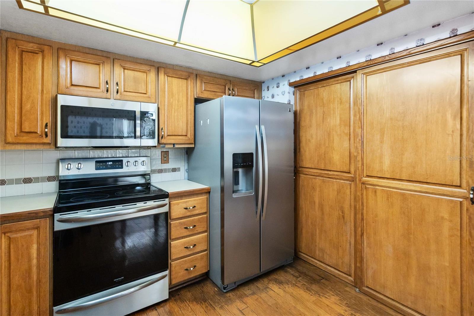Image 15 of 36 For 1085 Island Way