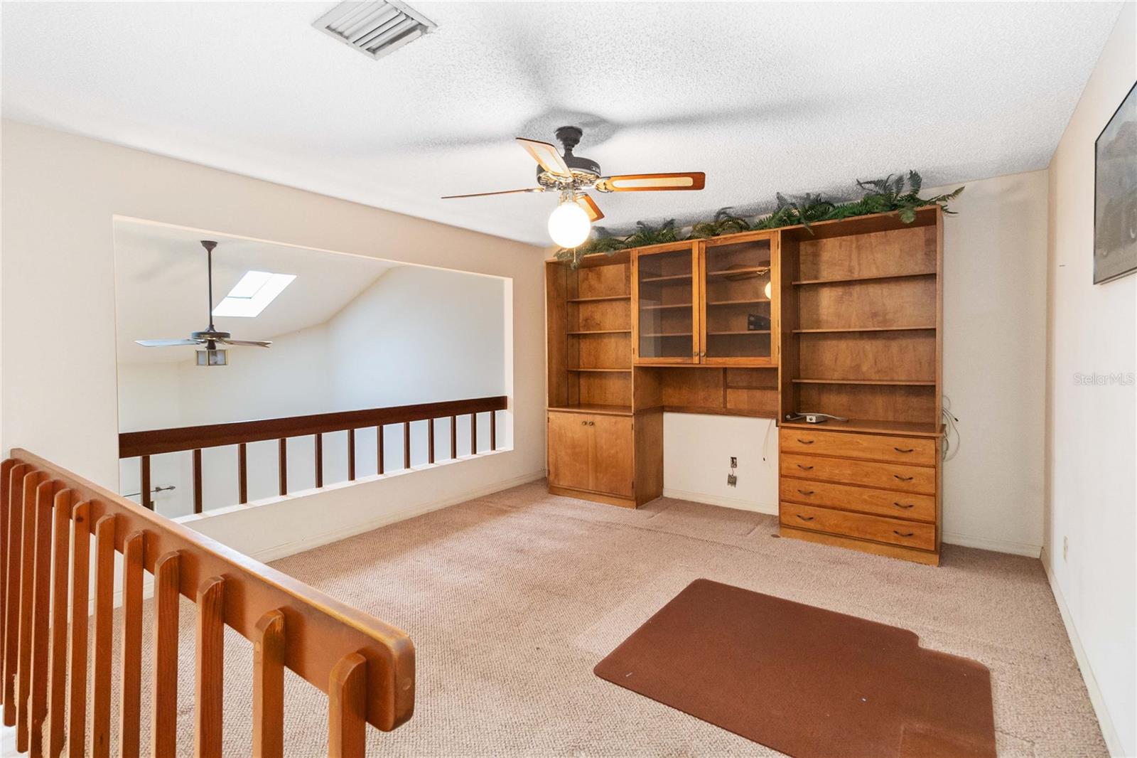 Image 22 of 36 For 1085 Island Way