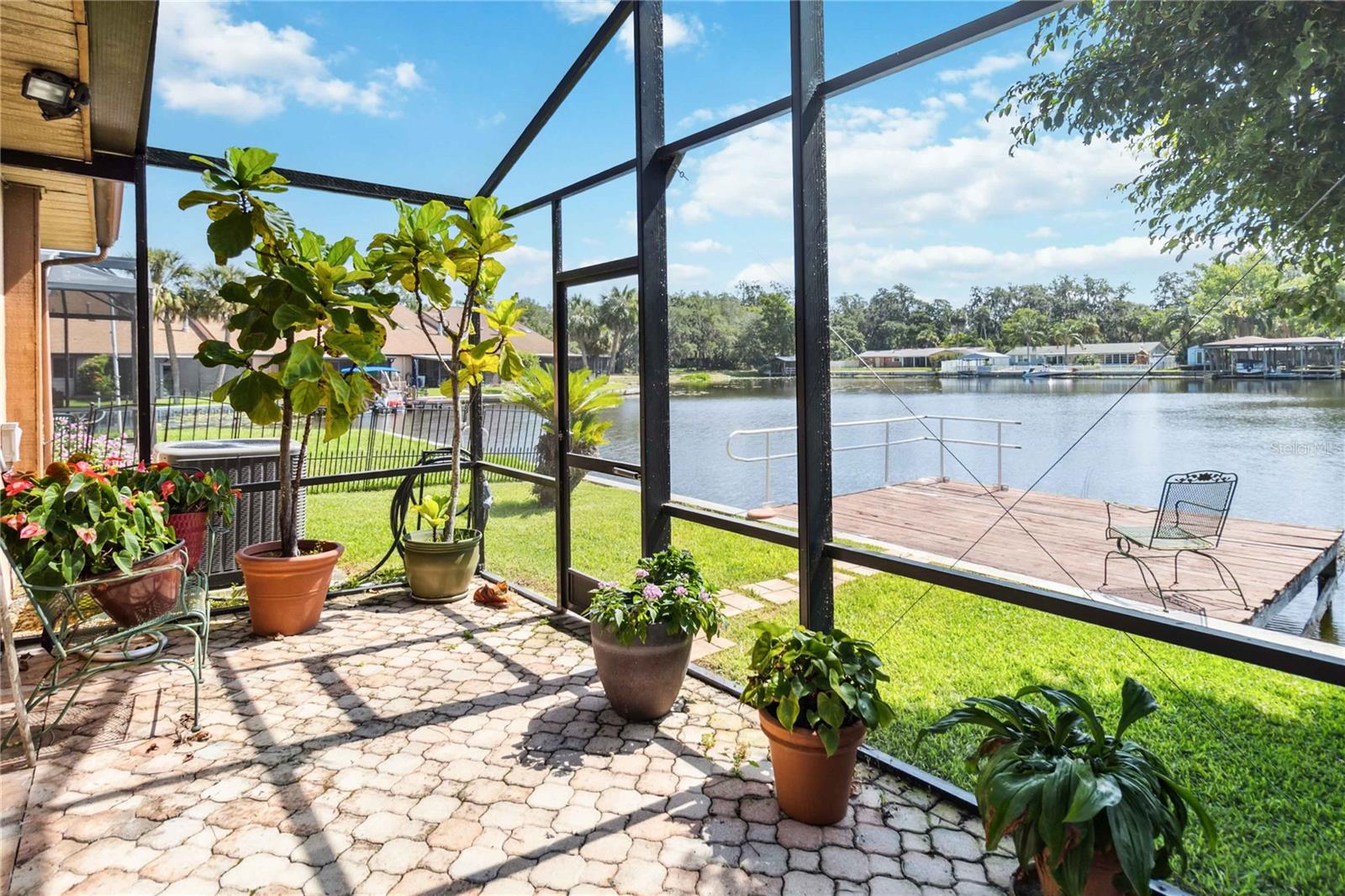 Image 6 of 36 For 1085 Island Way