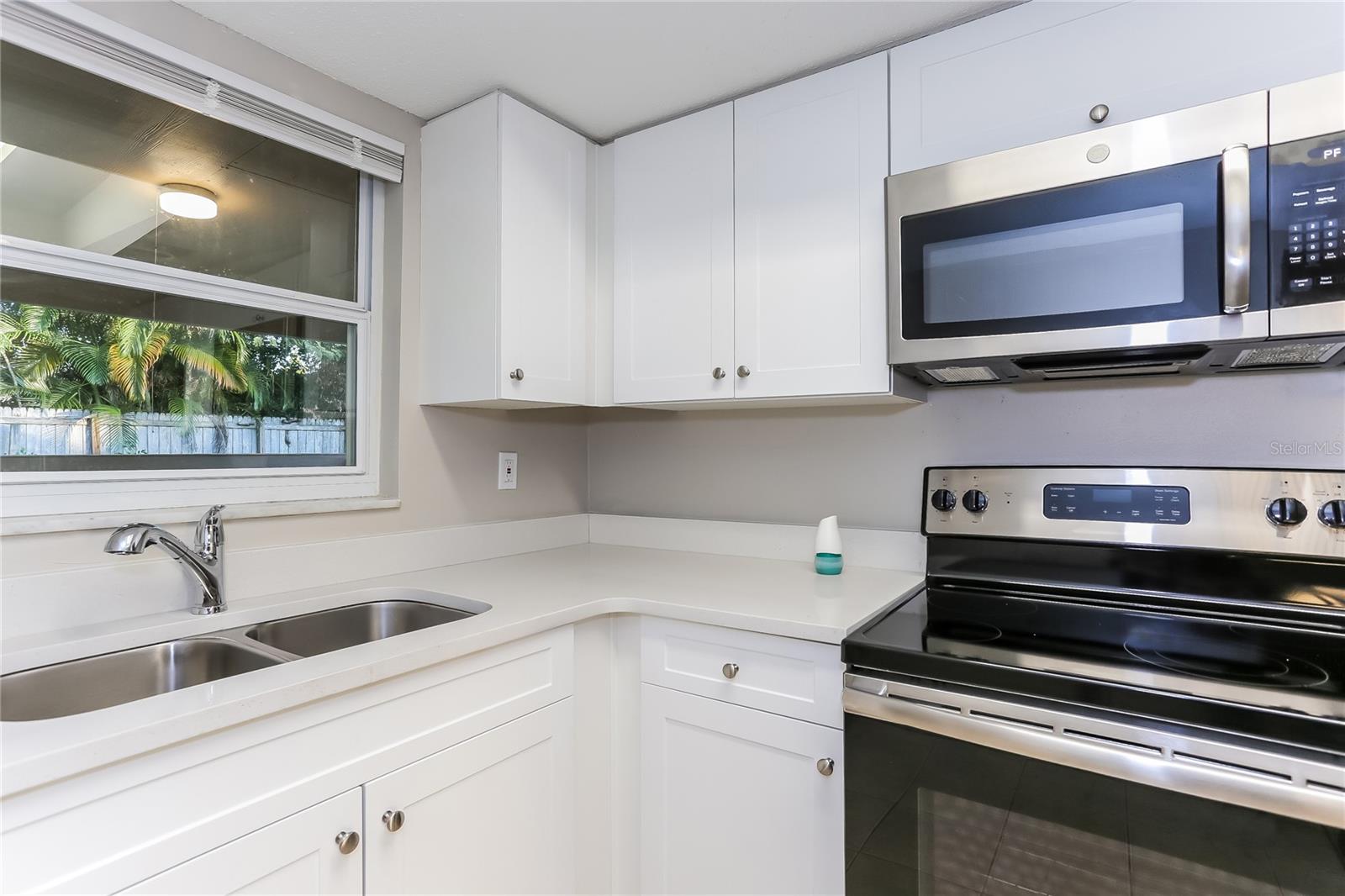 Image 6 of 16 For 12287 Mallory Drive