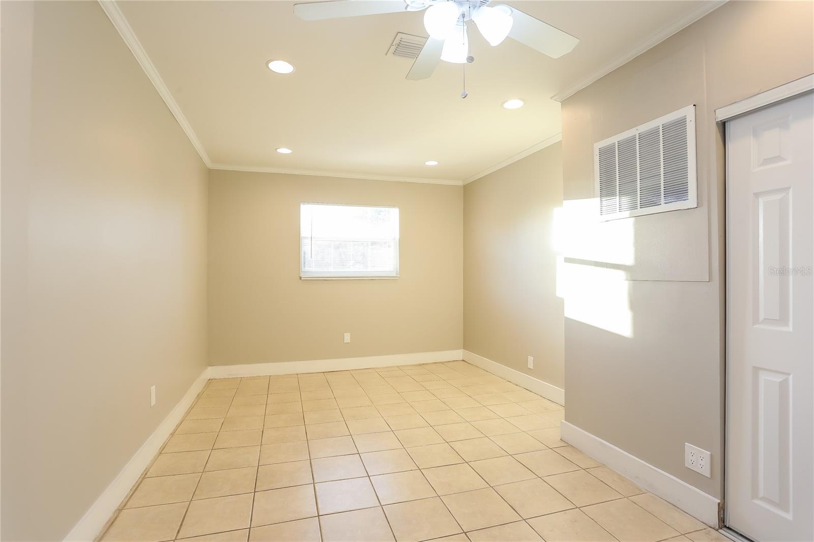 Image 7 of 16 For 12287 Mallory Drive