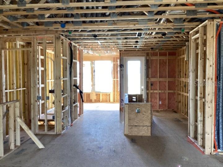 Image 17 of 31 For 15465 Hamlin Park Drive