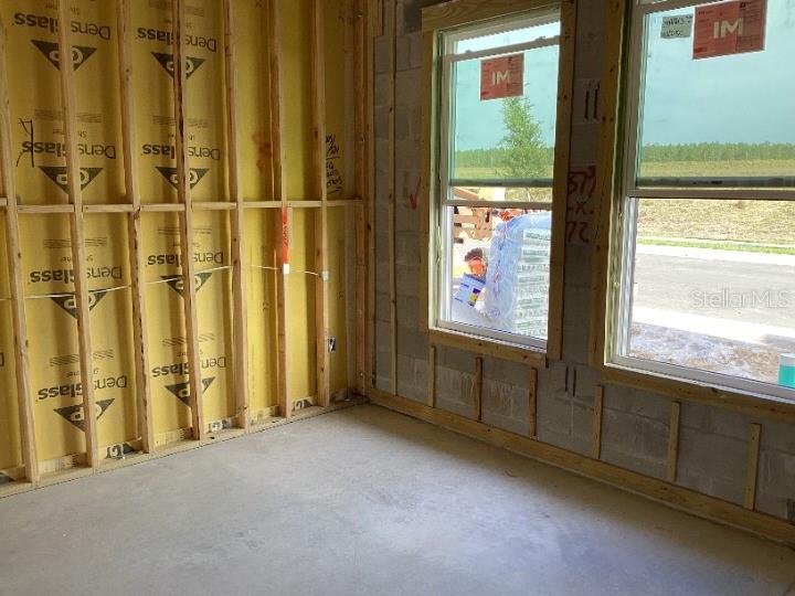 Image 8 of 31 For 15465 Hamlin Park Drive