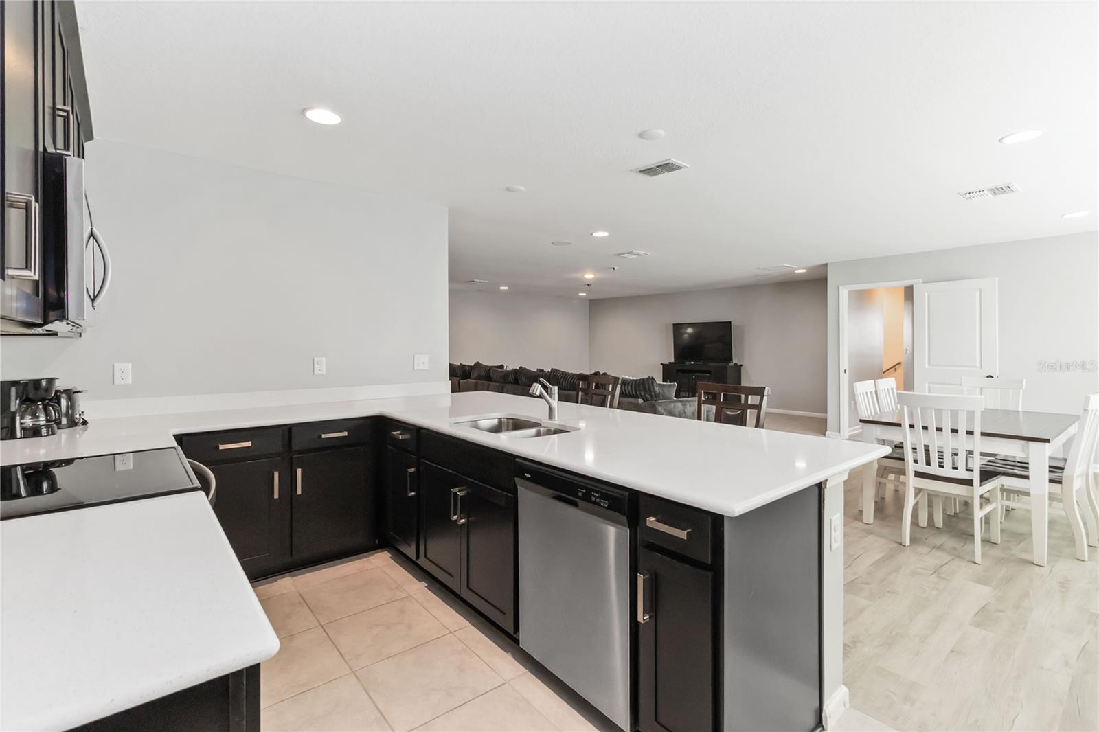 Image 21 of 45 For 1265 Blarney Street