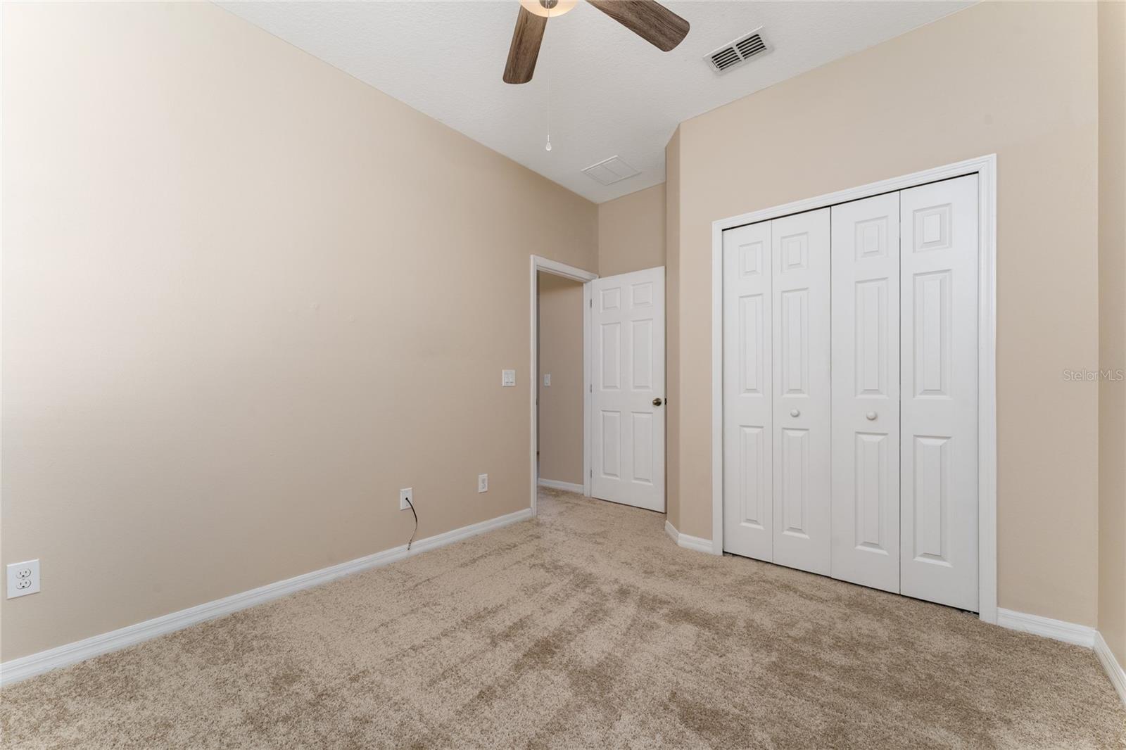 Image 11 of 38 For 10076 Kimble Field Way