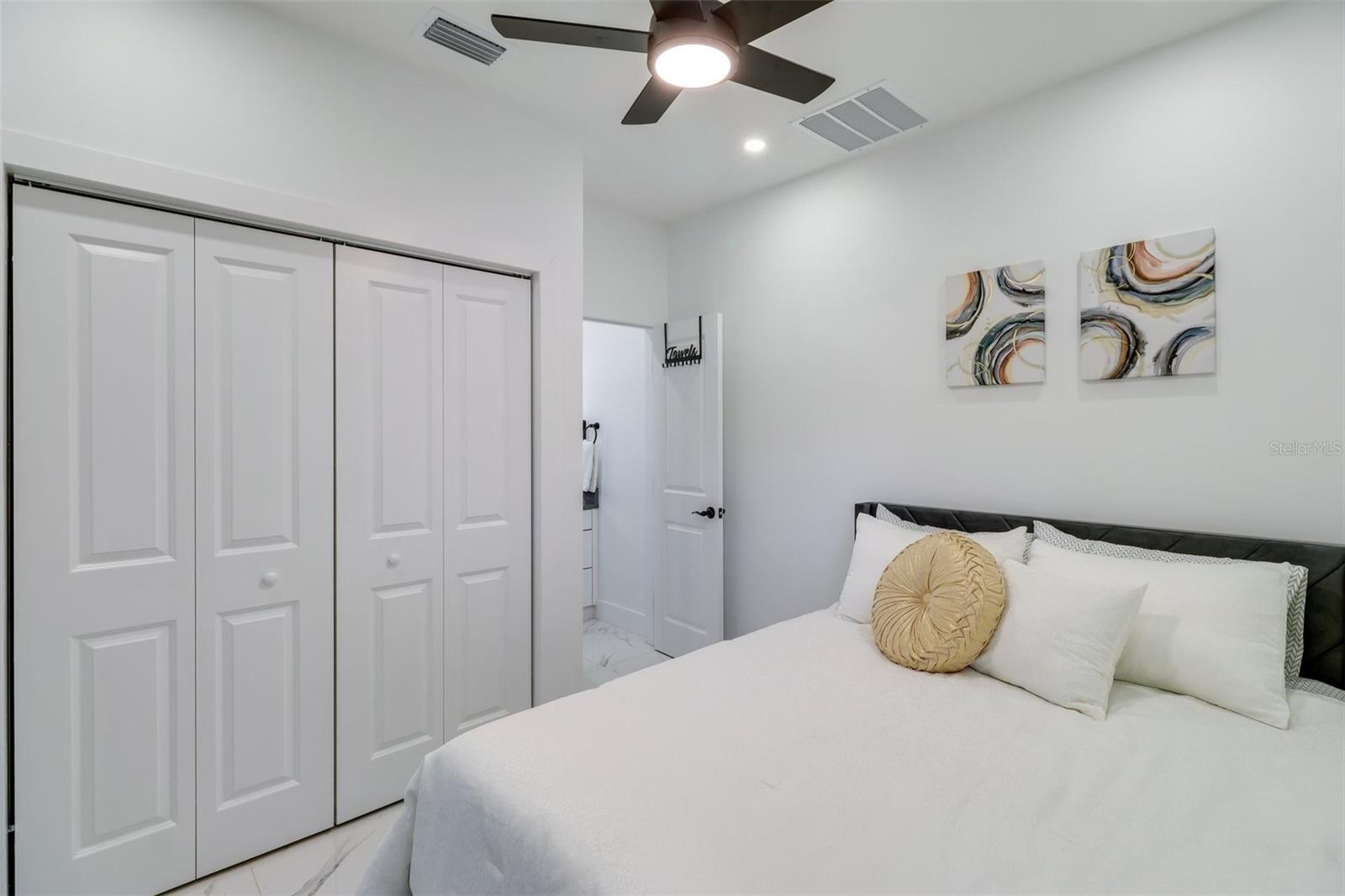 Listing photo id 10 for Address Not Provided