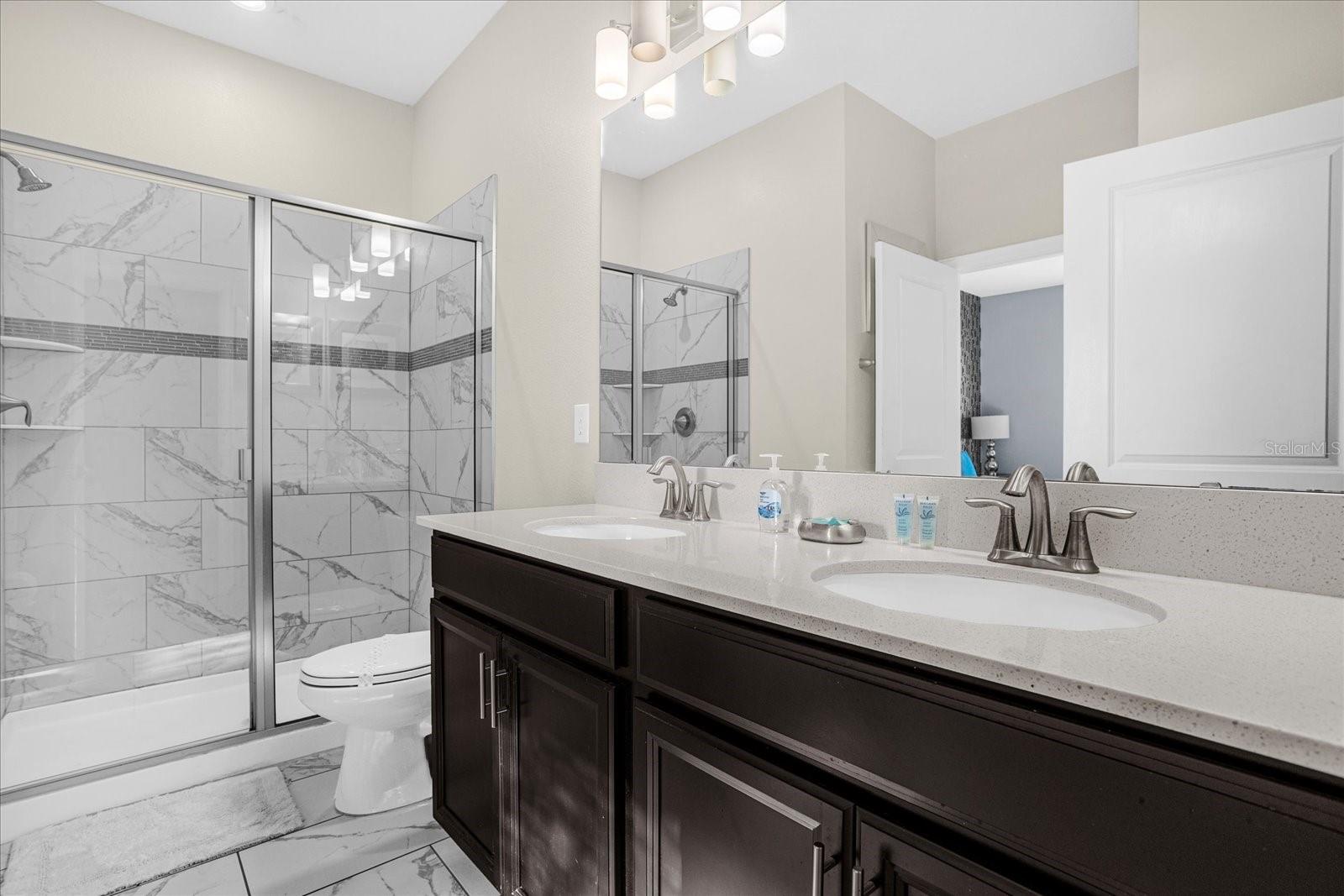 Image 11 of 56 For 2927 Fable Street