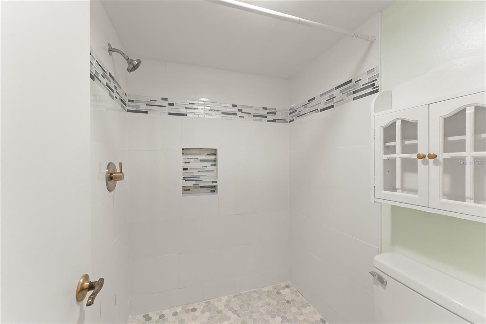 Image 16 of 25 For 3475 Flossmoor Avenue 103