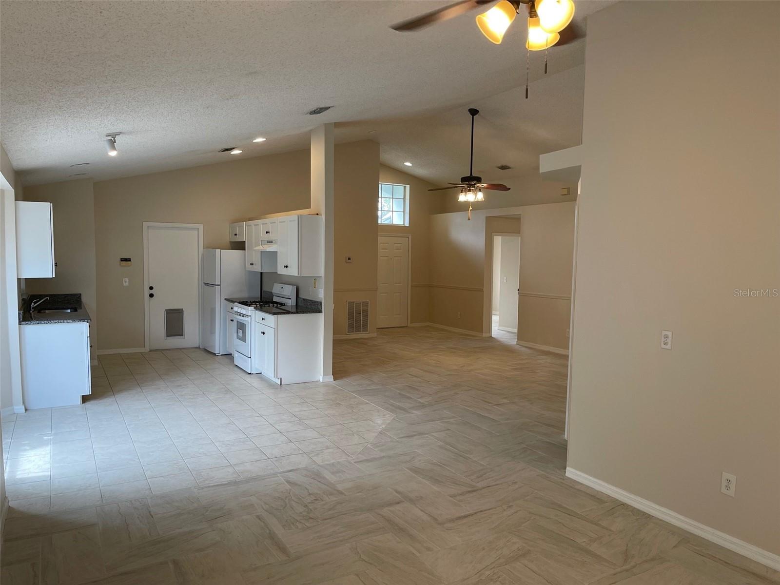 Image 5 of 29 For 736 Obo Drive