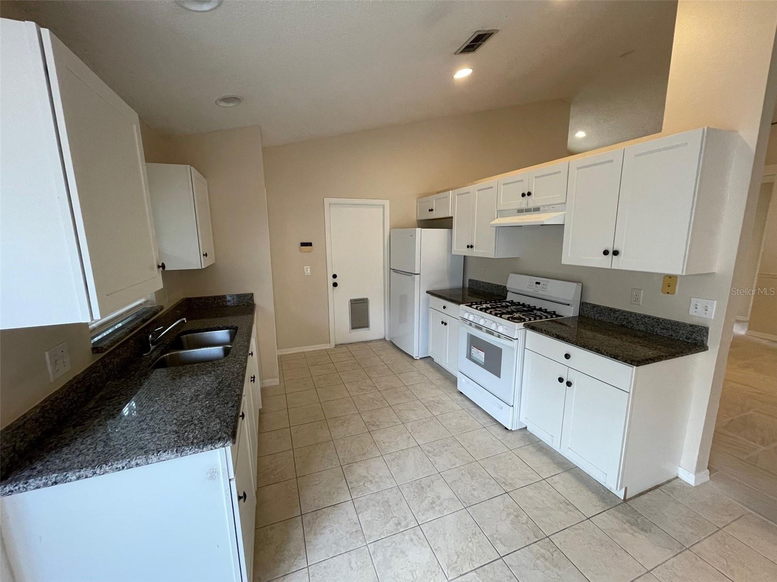 Image 6 of 29 For 736 Obo Drive