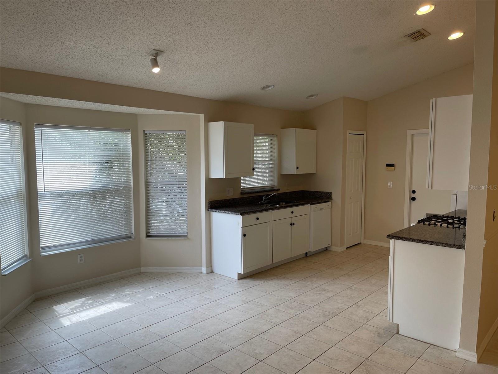 Image 7 of 29 For 736 Obo Drive
