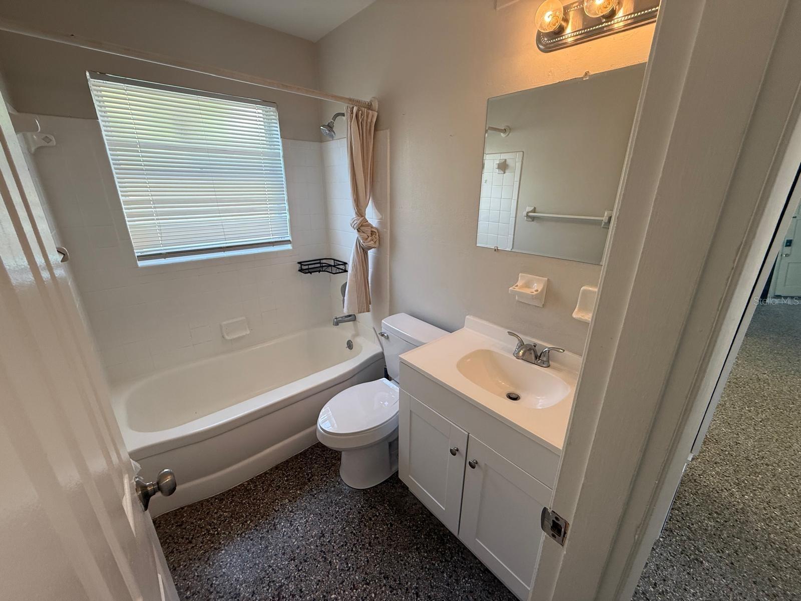 Image 12 of 17 For 5909 Sunderland Drive