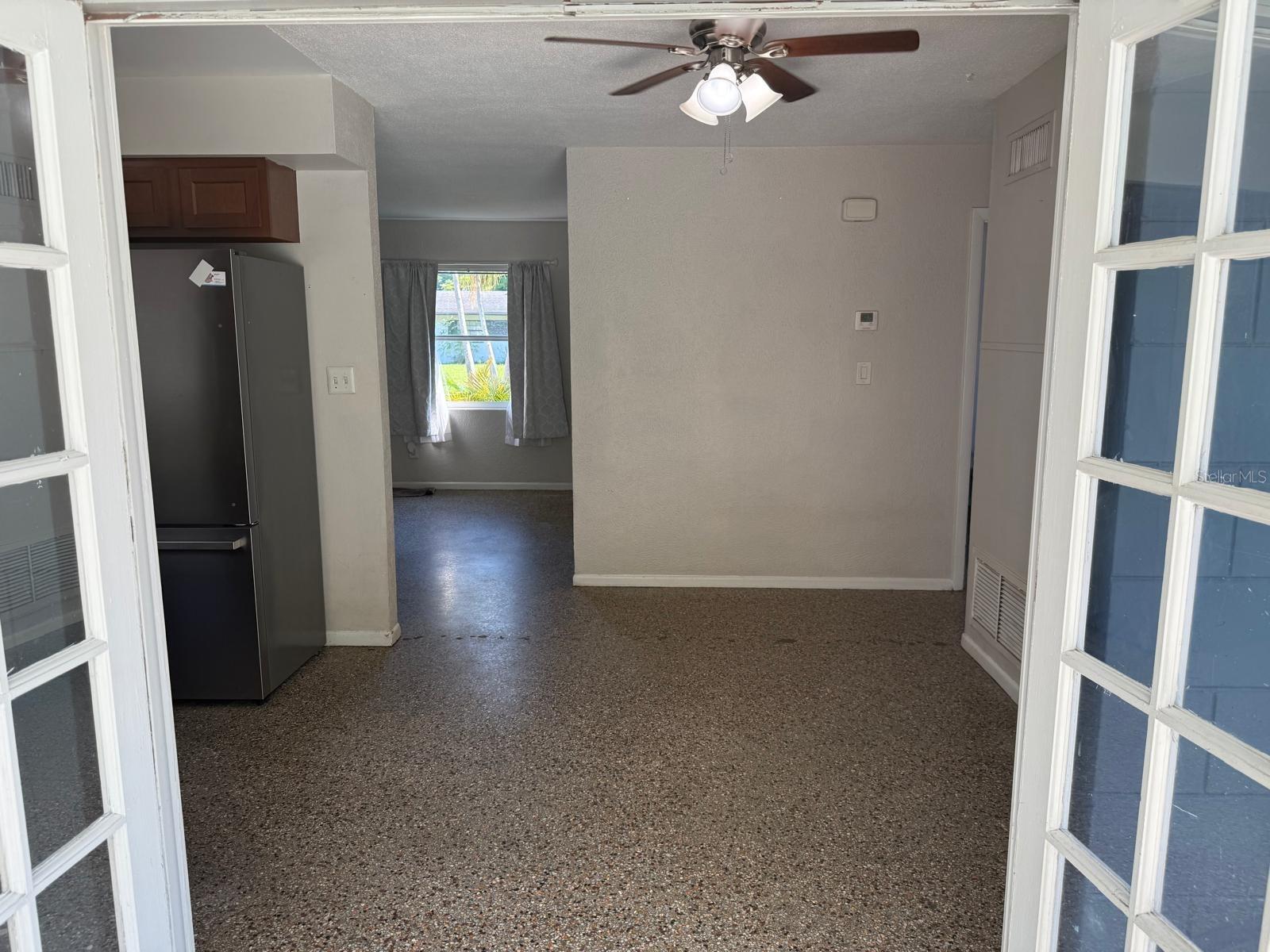 Image 5 of 17 For 5909 Sunderland Drive