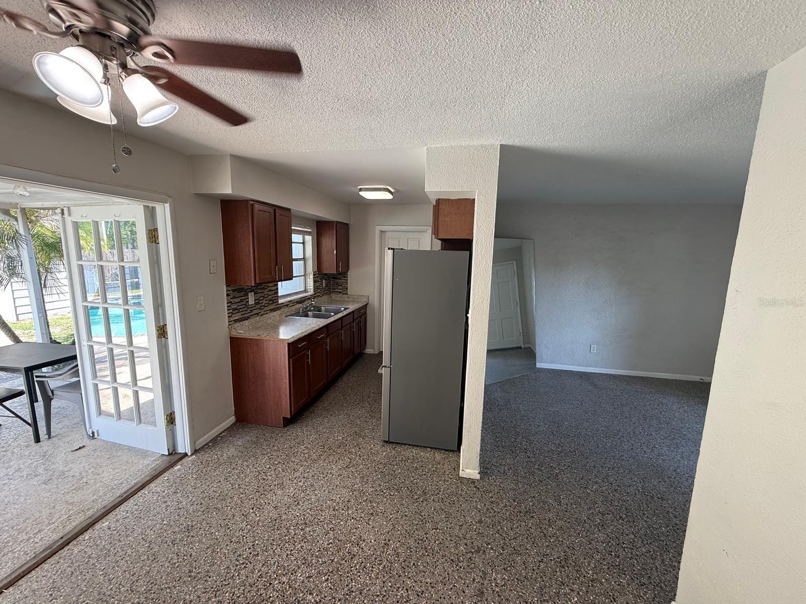 Image 6 of 17 For 5909 Sunderland Drive