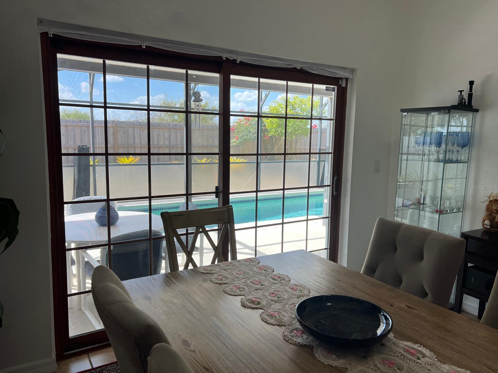 Image 12 of 84 For 340 Haversham Way