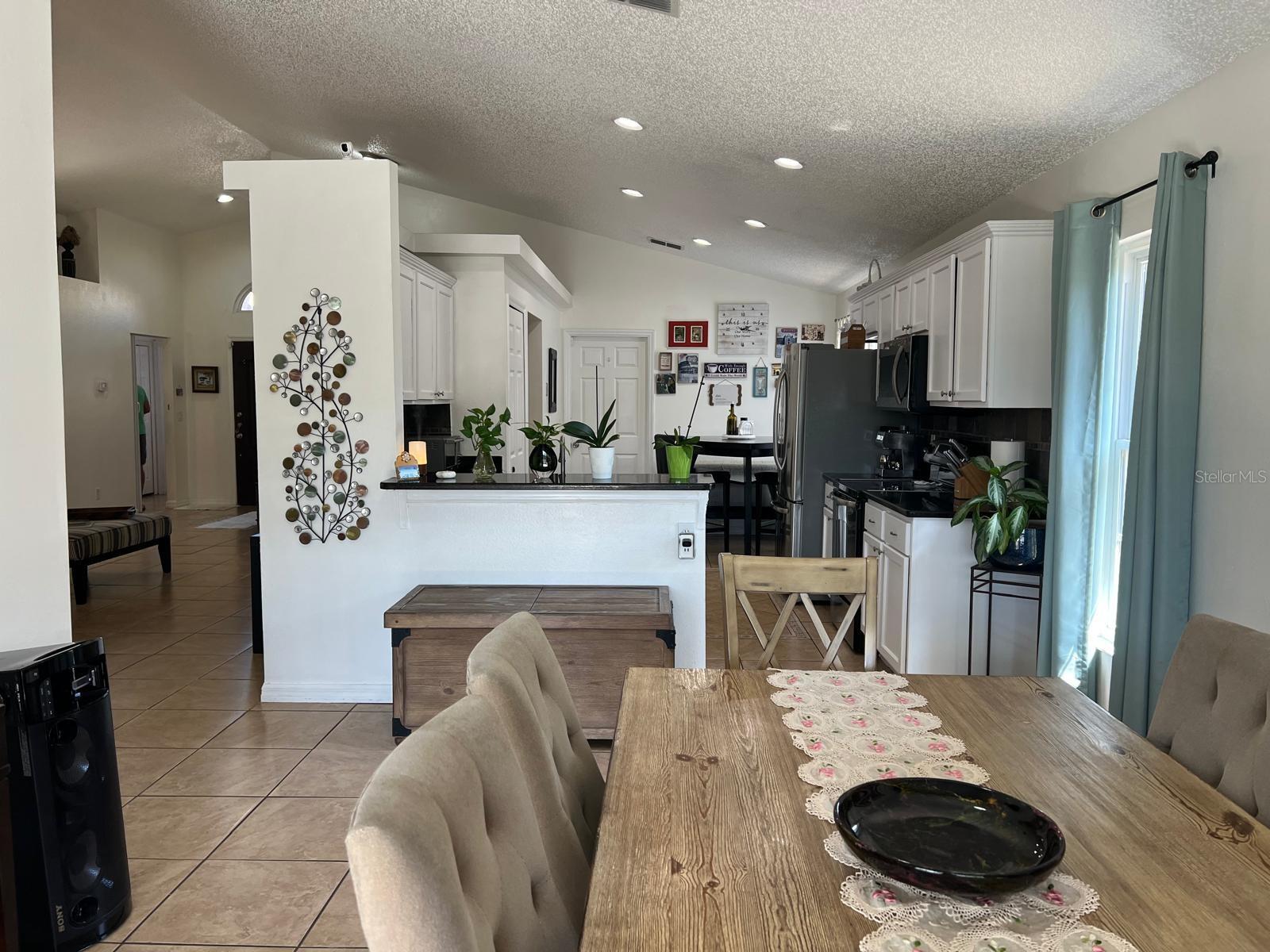 Image 14 of 84 For 340 Haversham Way