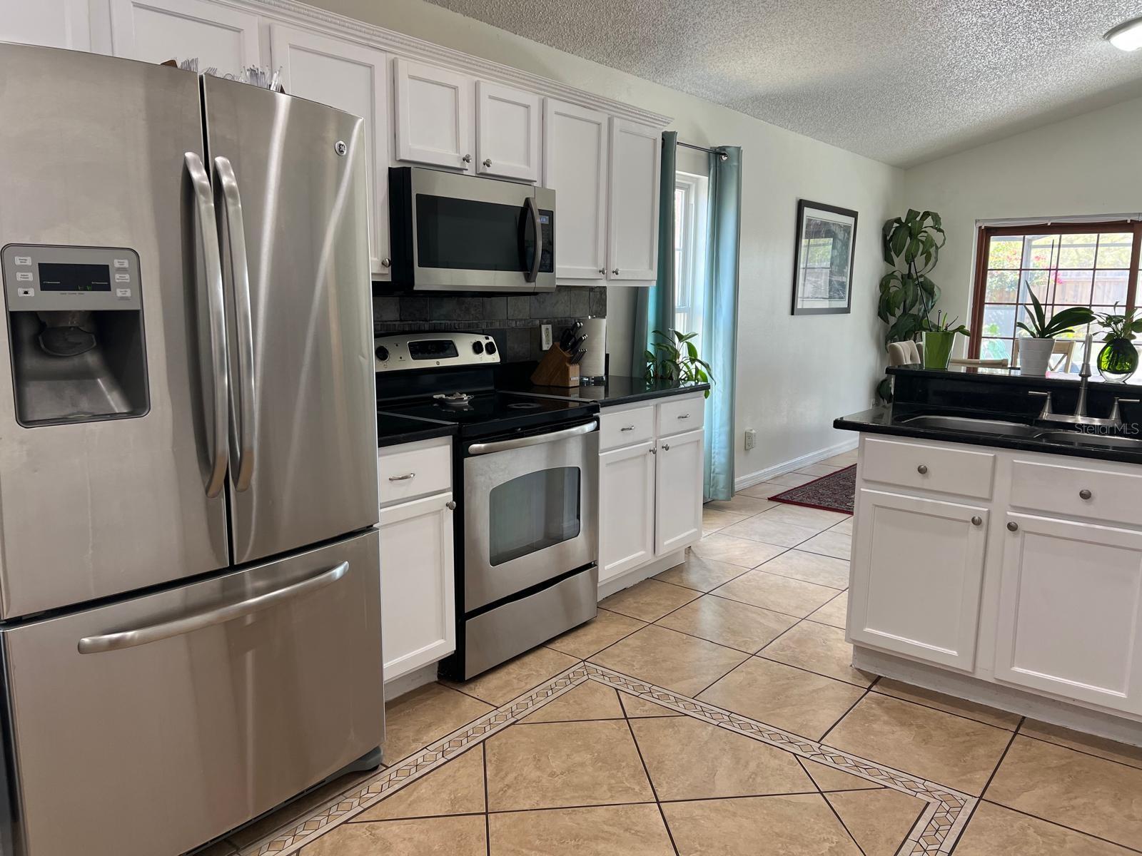 Image 17 of 84 For 340 Haversham Way