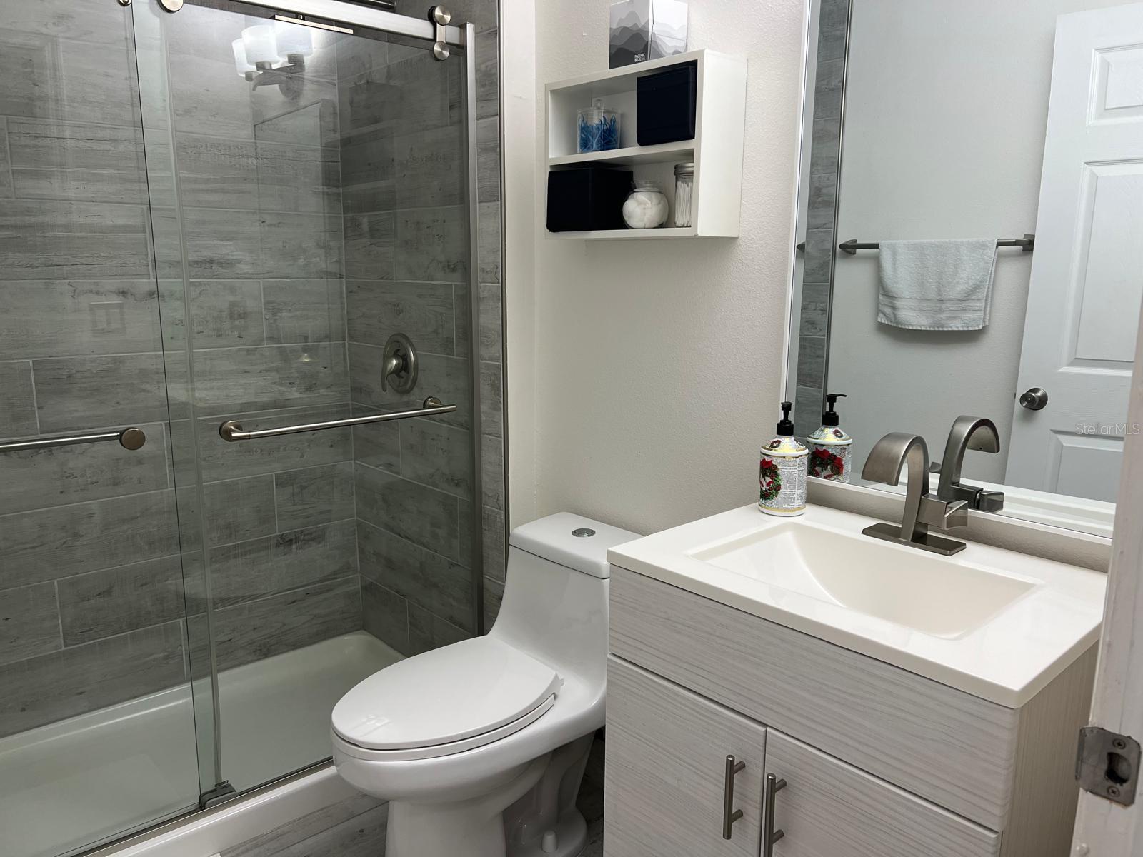 Image 23 of 84 For 340 Haversham Way