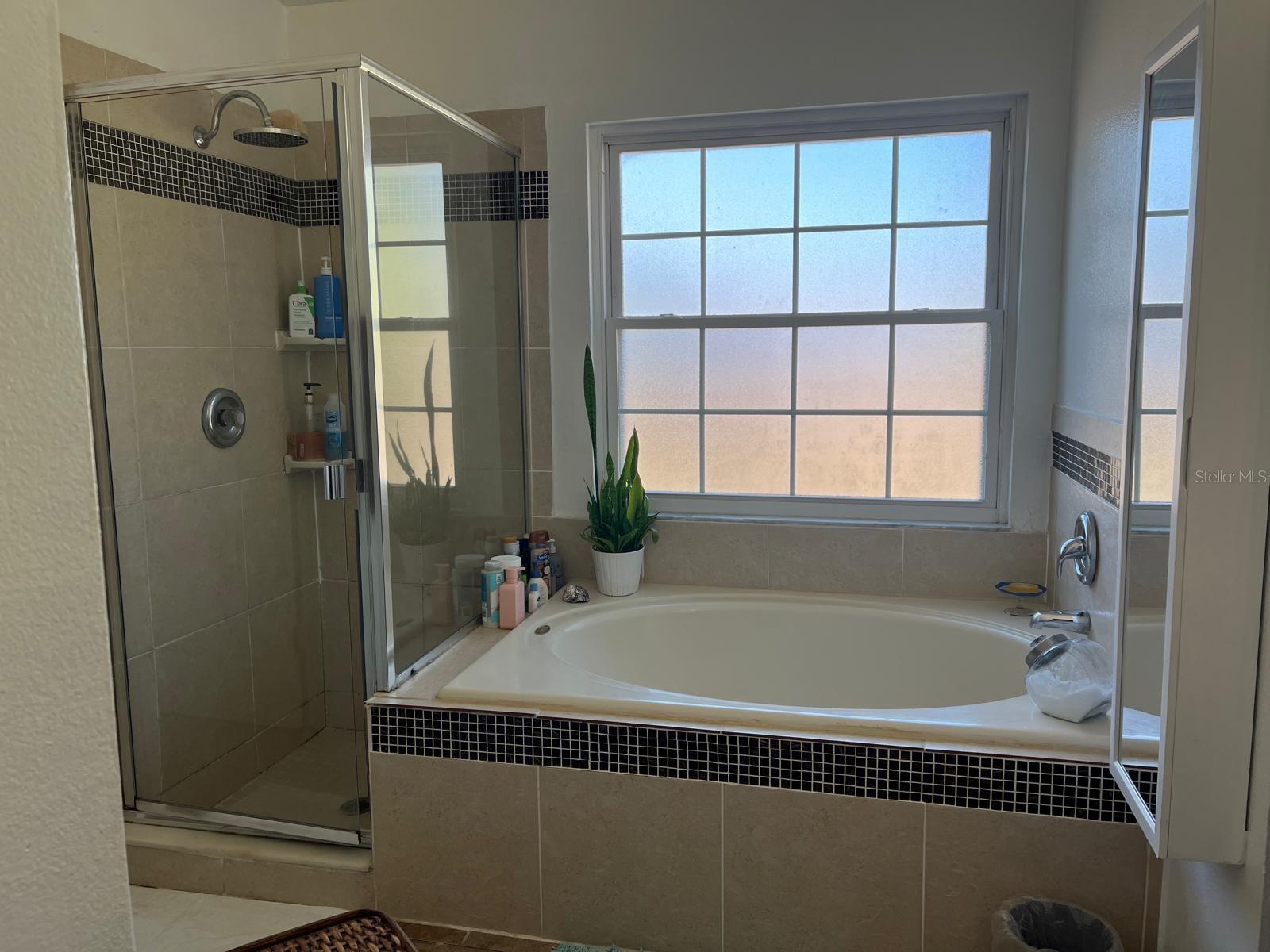 Image 34 of 84 For 340 Haversham Way