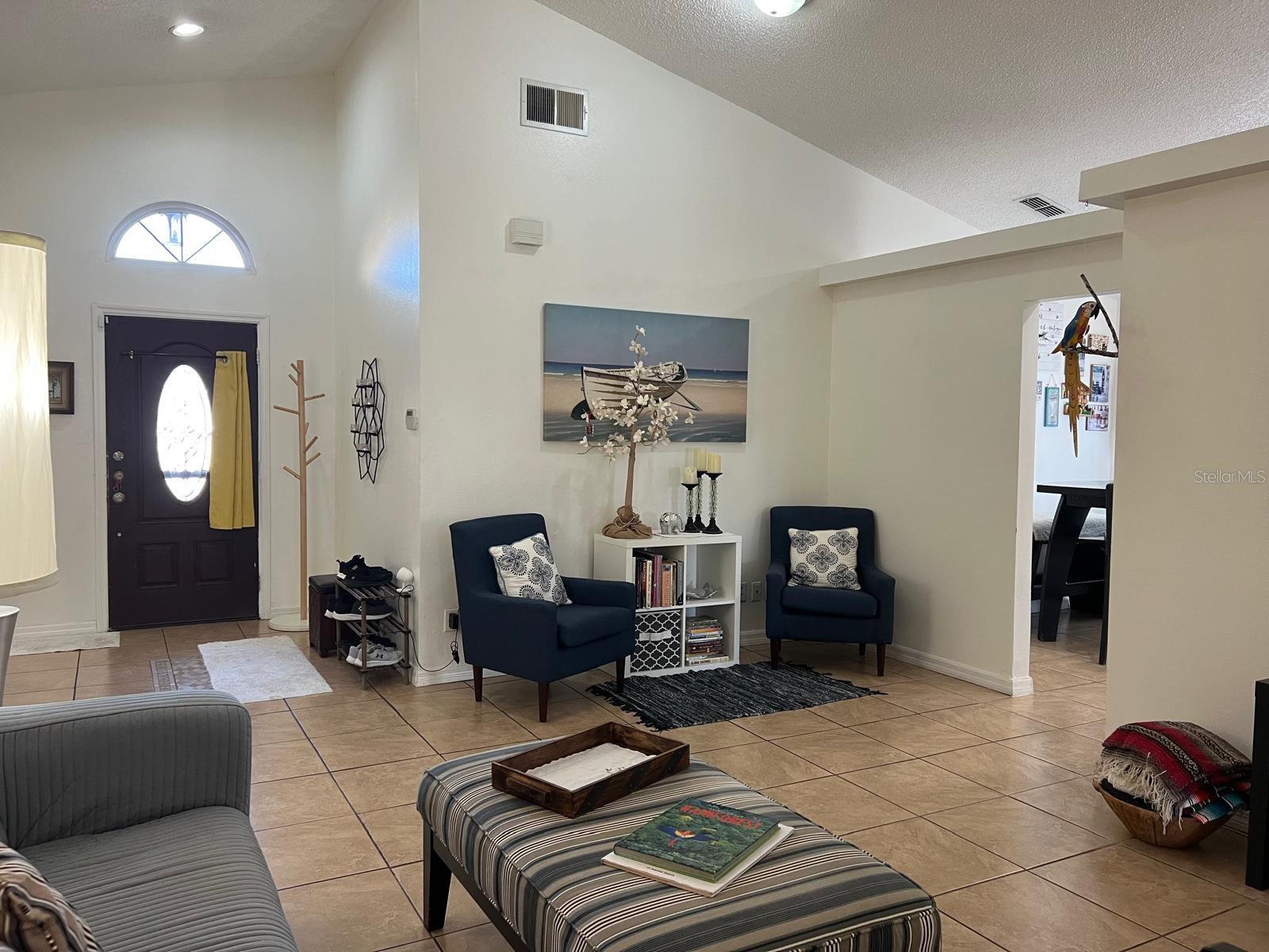 Image 5 of 84 For 340 Haversham Way