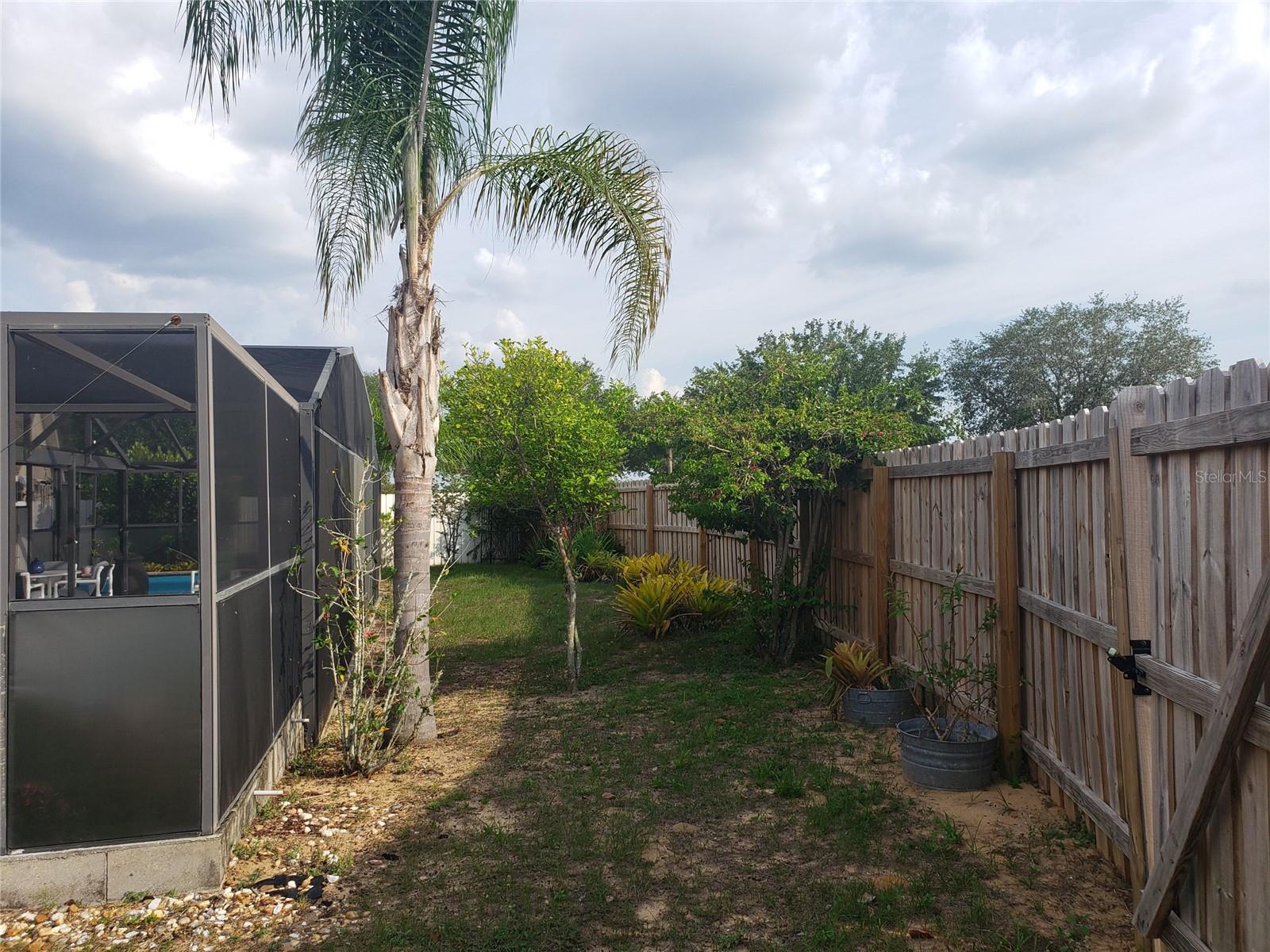 Image 52 of 84 For 340 Haversham Way