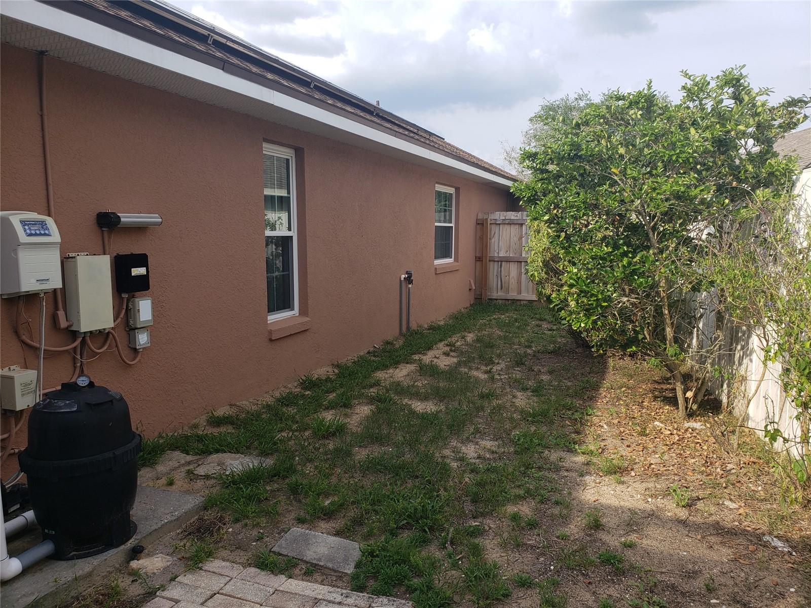 Image 63 of 84 For 340 Haversham Way
