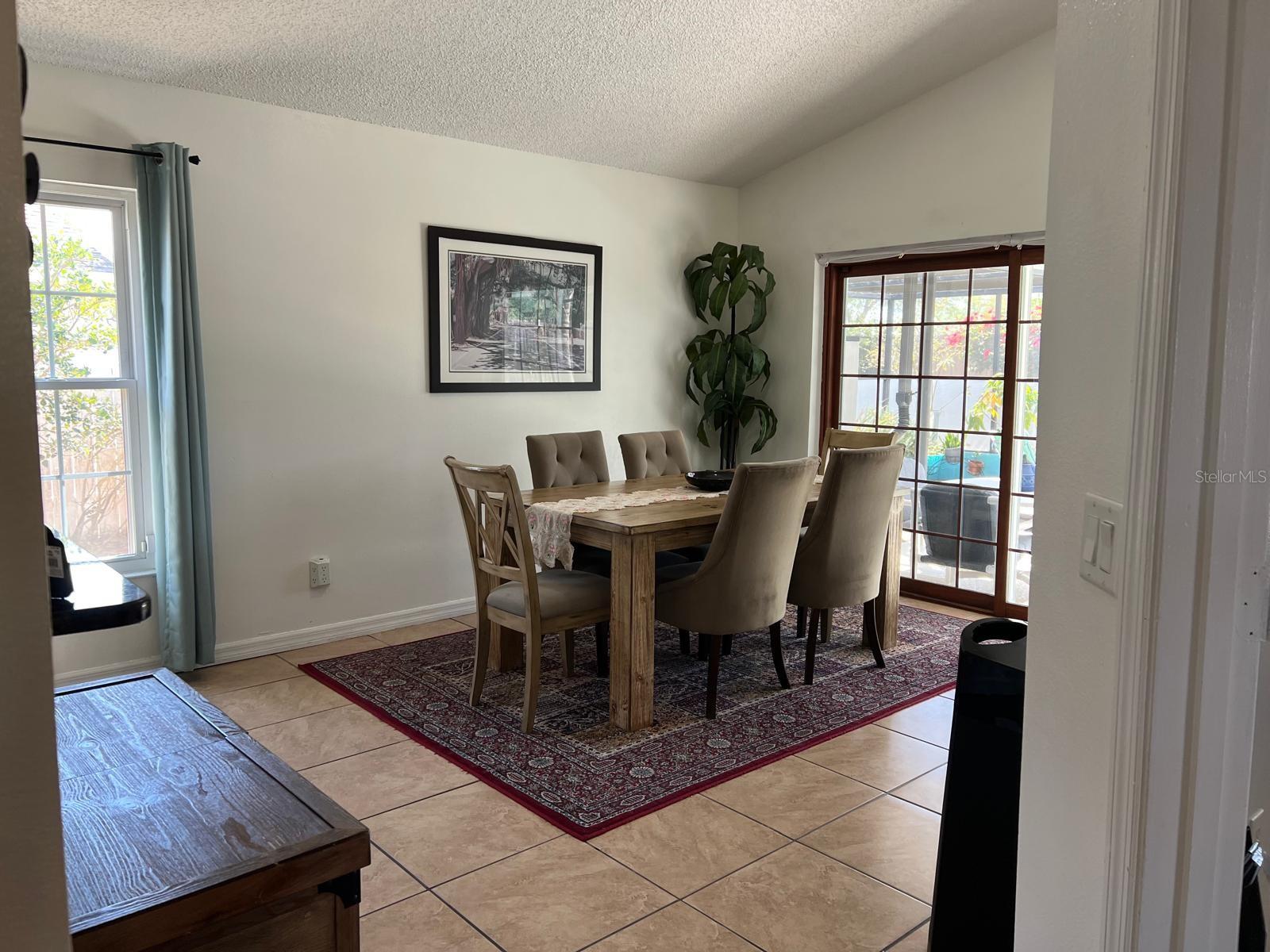 Image 9 of 84 For 340 Haversham Way