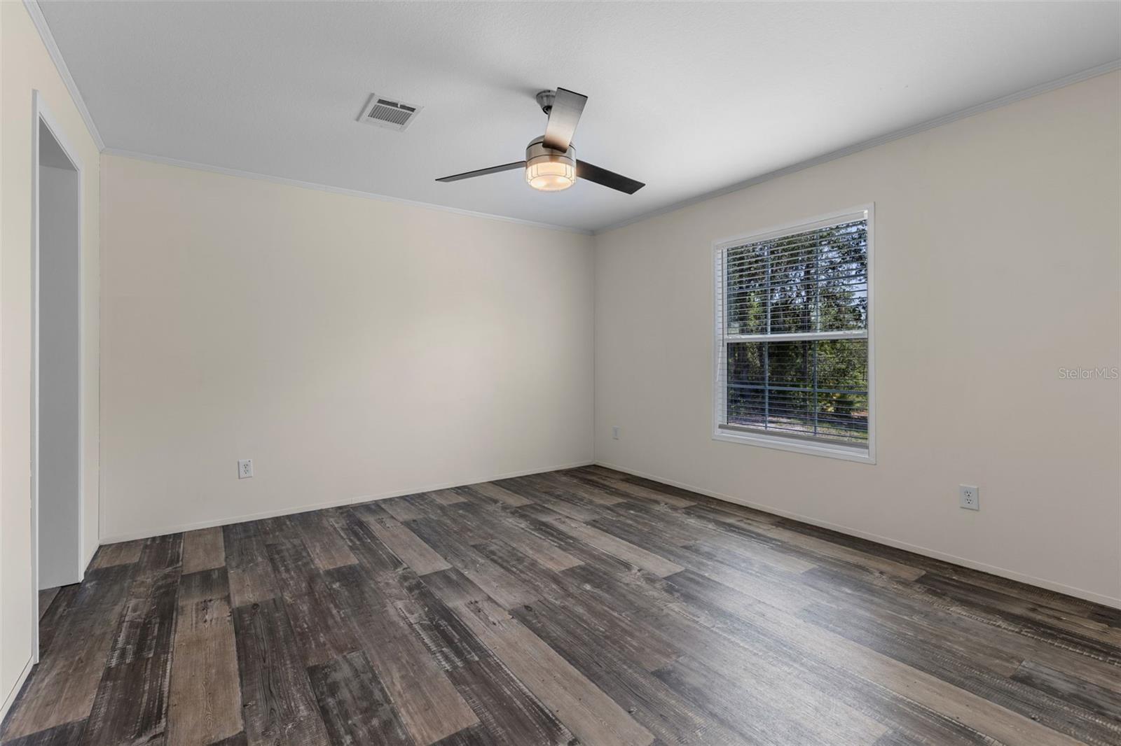 Image 10 of 31 For 38020 Cottonwood Trail
