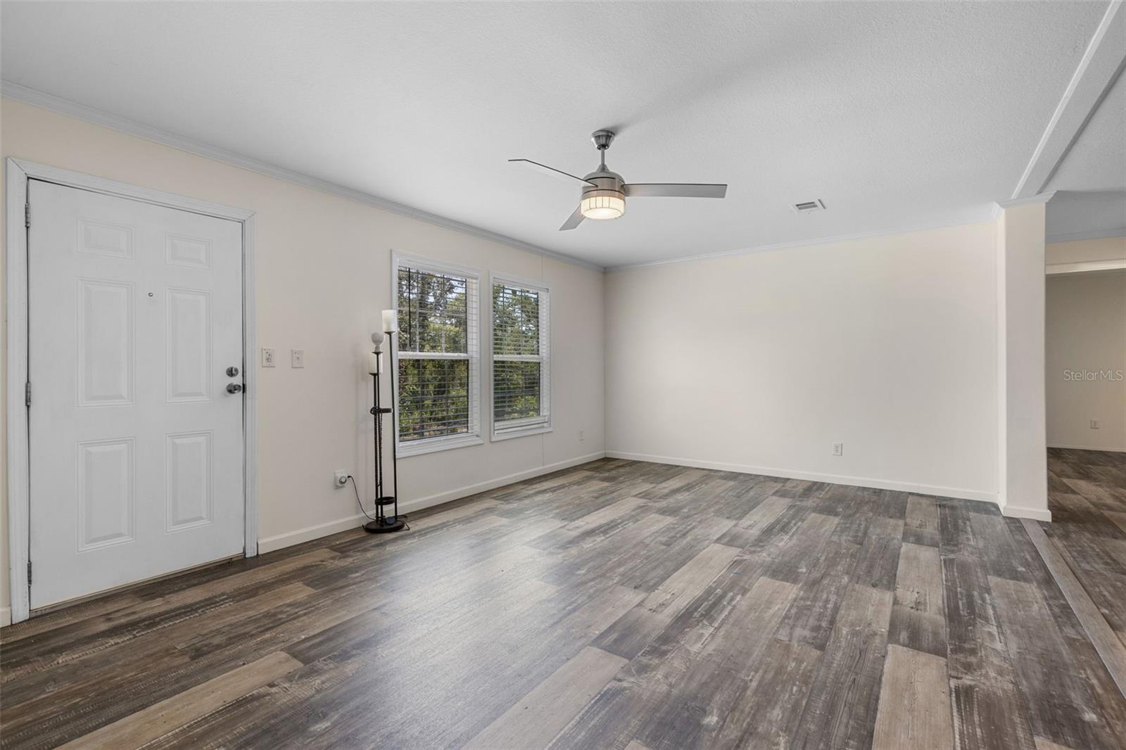 Image 7 of 31 For 38020 Cottonwood Trail