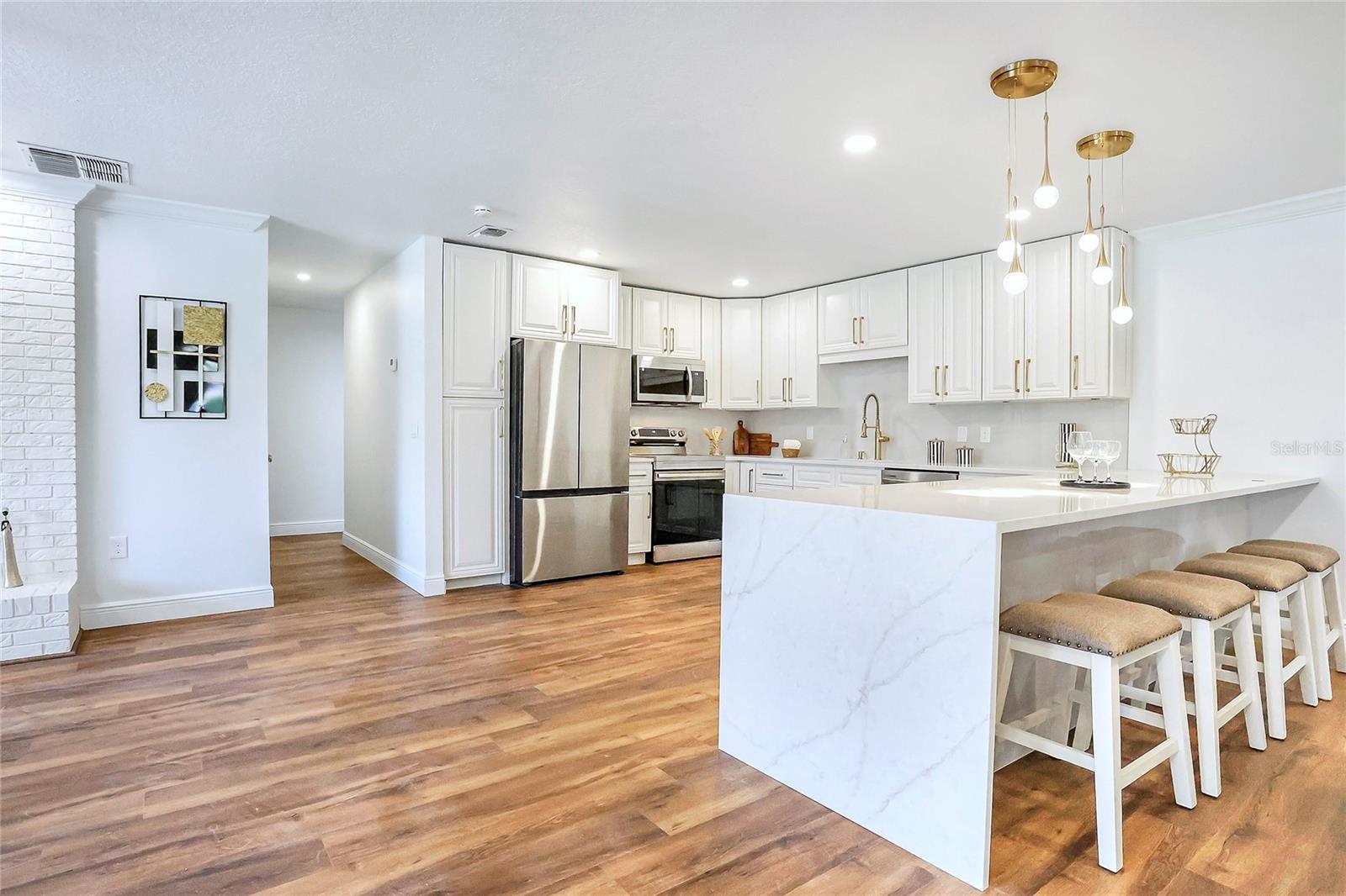 Image 3 of 36 For 6700 Tamarind Circle