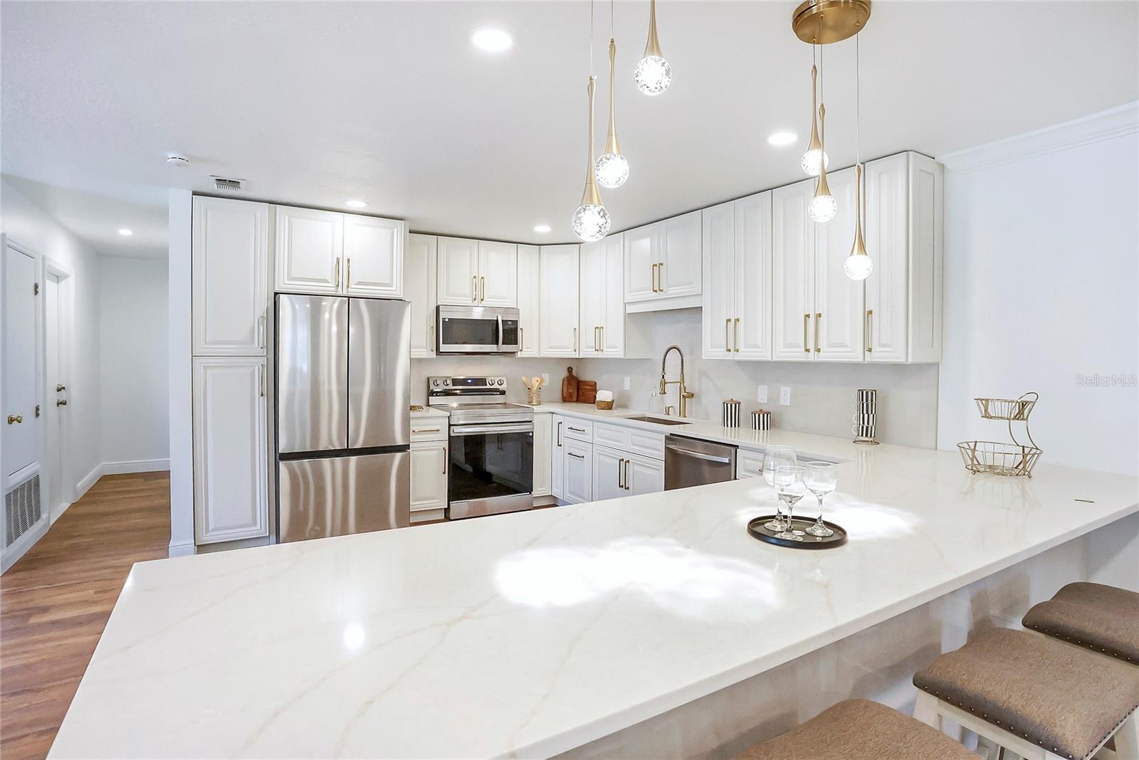 Image 4 of 36 For 6700 Tamarind Circle