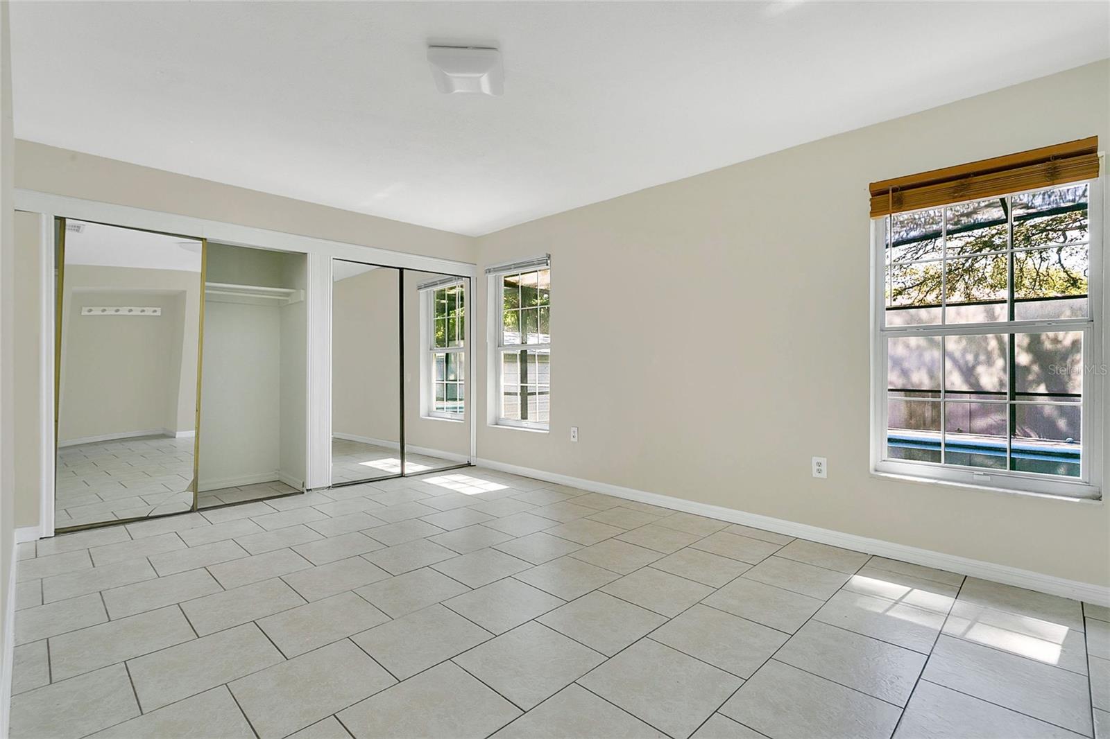 Image 12 of 29 For 3217 Castle Oak Avenue