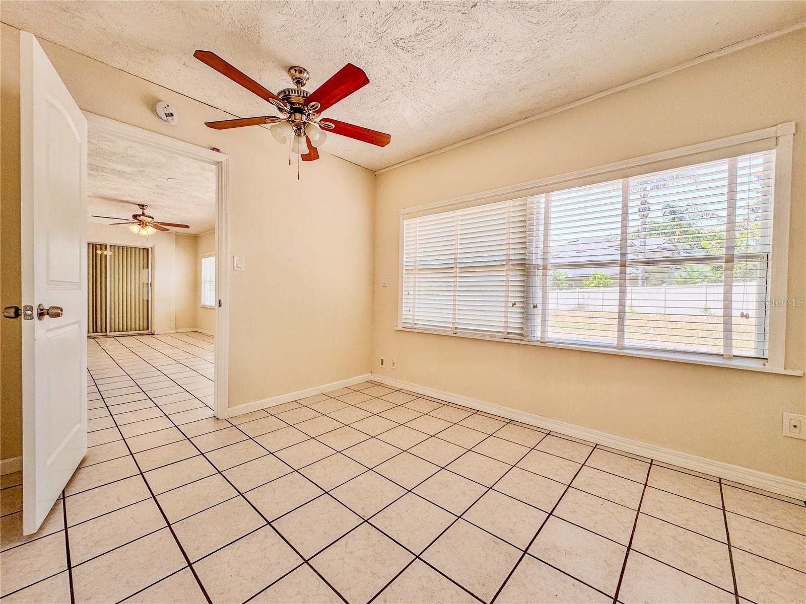 Image 34 of 42 For 1742 Willa Circle